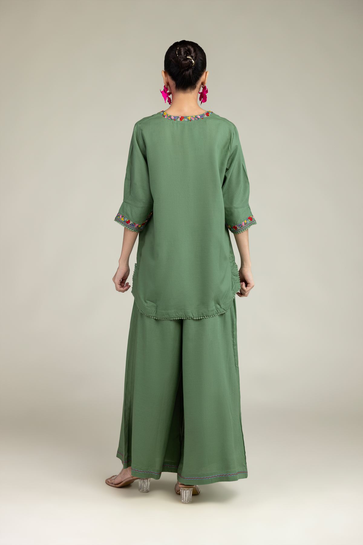 Embroidered Raw Silk Green Floral Kurta - T-A11-26-118FI2-VG