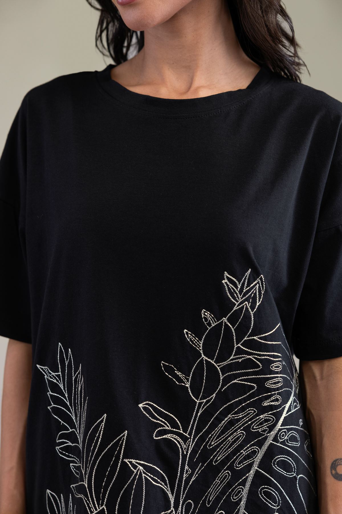 Embroidered Lycra Jersey Short Black T-Shirt - 3-26-204-A-I2-VG