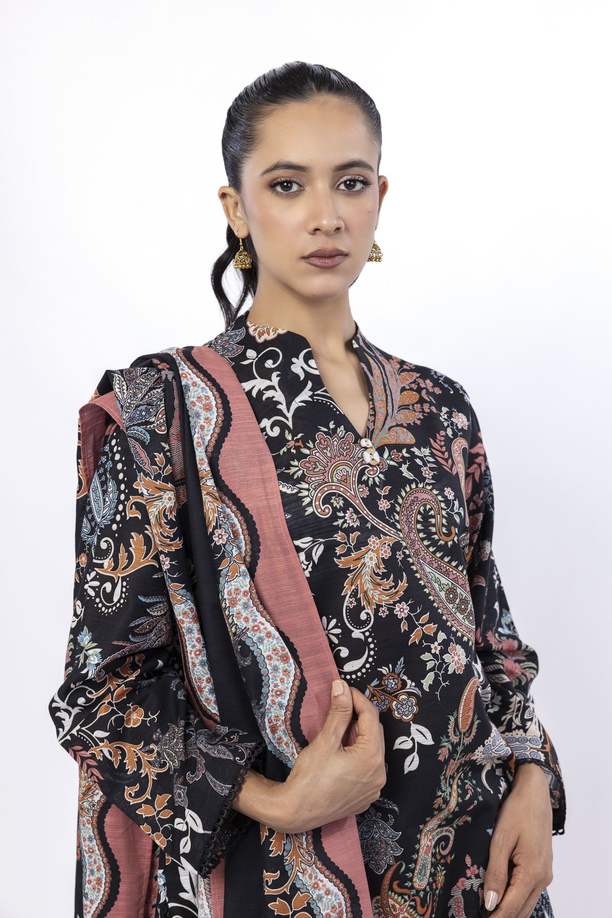 Embroidered Light Khaddar Fabrics 3 Piece - CV01A-VG