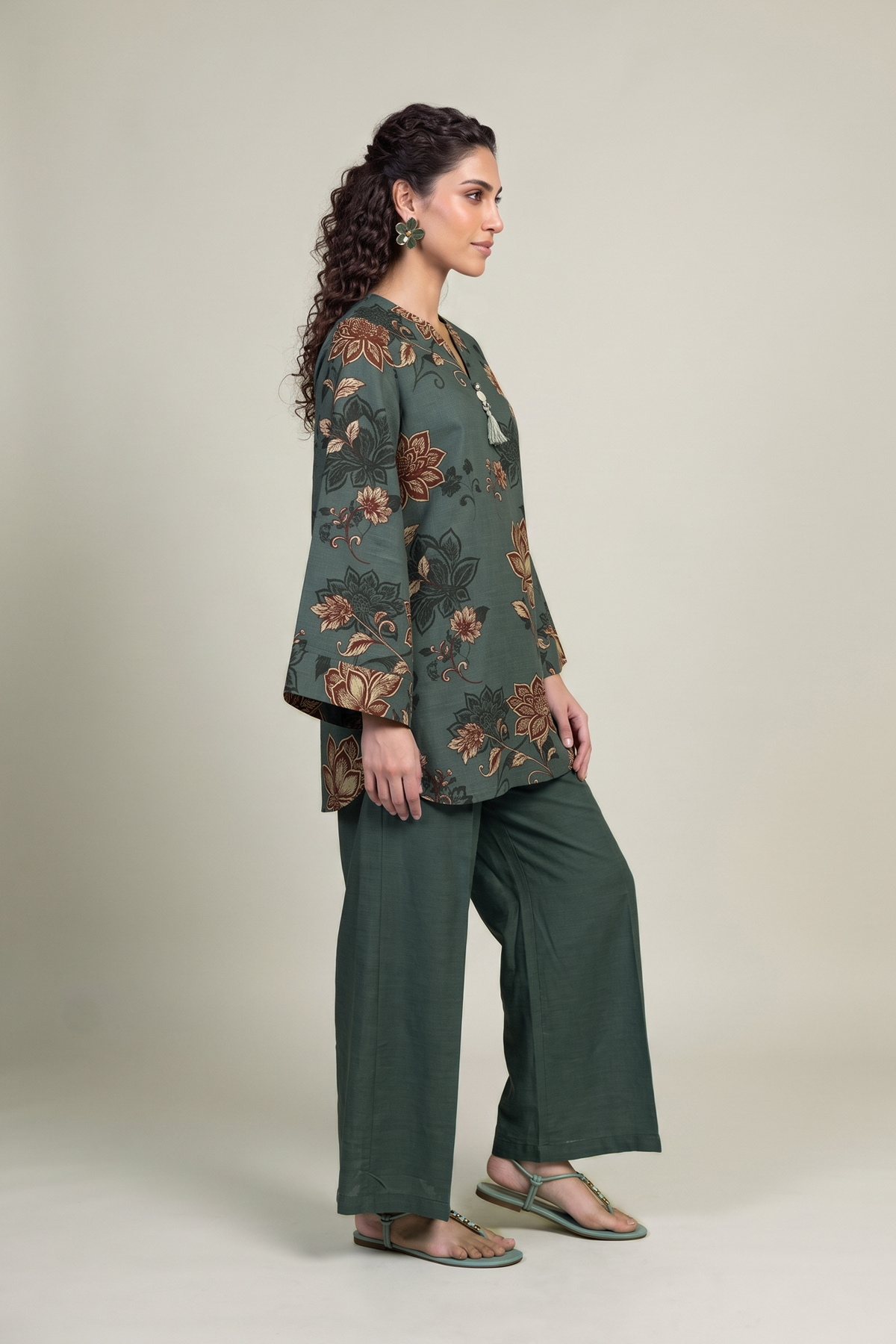 Printed Light Khaddar Floral Khaddar Kurta - 1-26-415-A-F2-VG