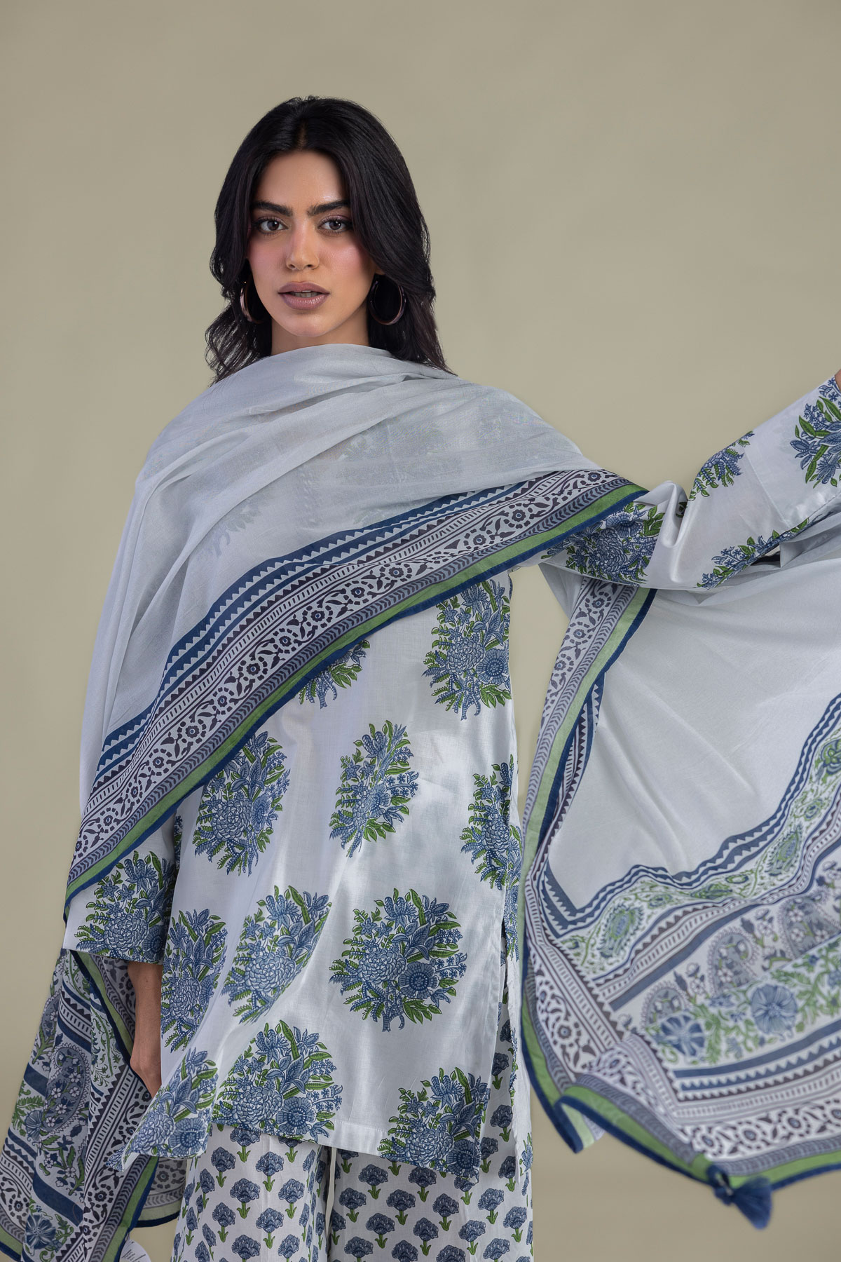 Printed Lawn Printed Cambric Dupatta - 1-26-102-A-F-VG
