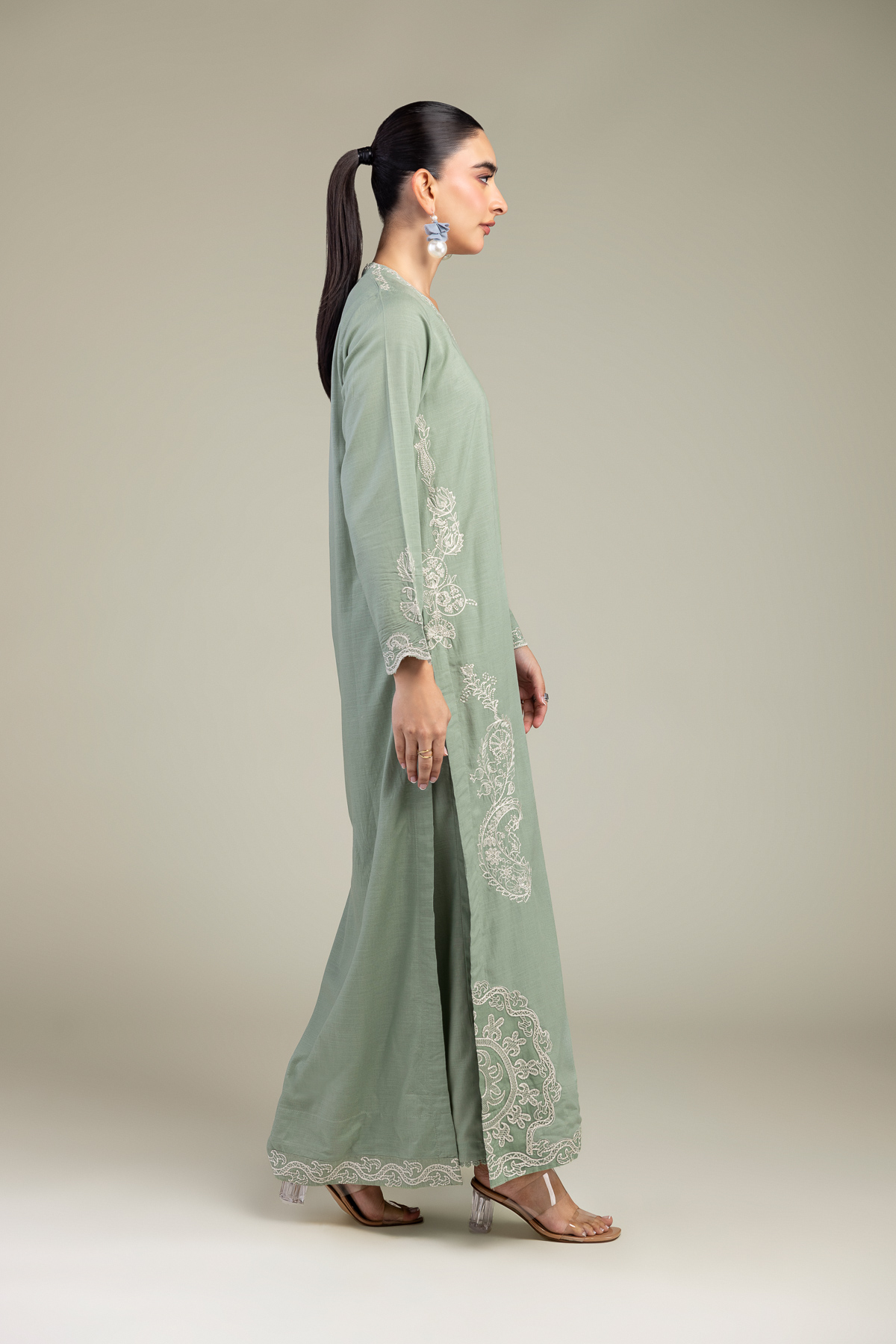 Embroidered Raw Silk Paisley Thread Kurta - 1-26-309-B-D1-VG