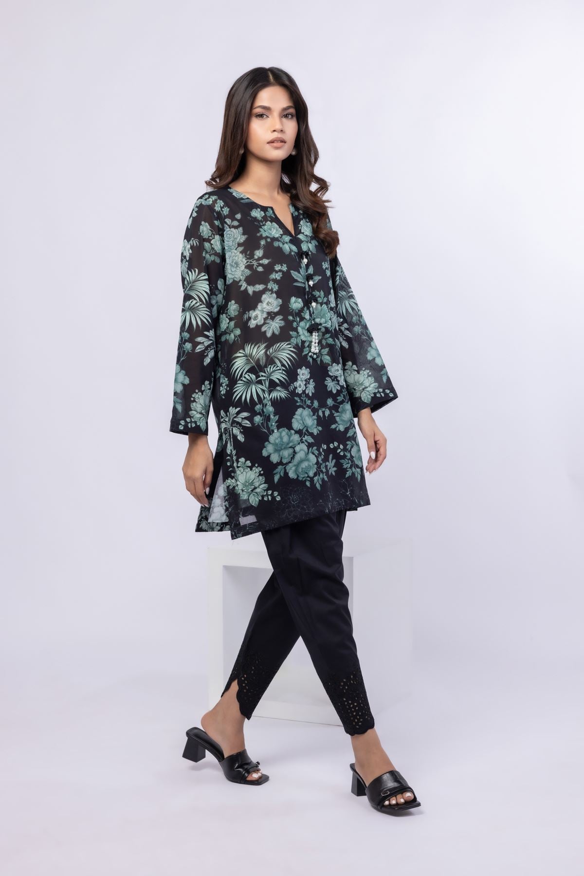 Embroidered Cambric Pants - 25-07-7E1-10TA-VG