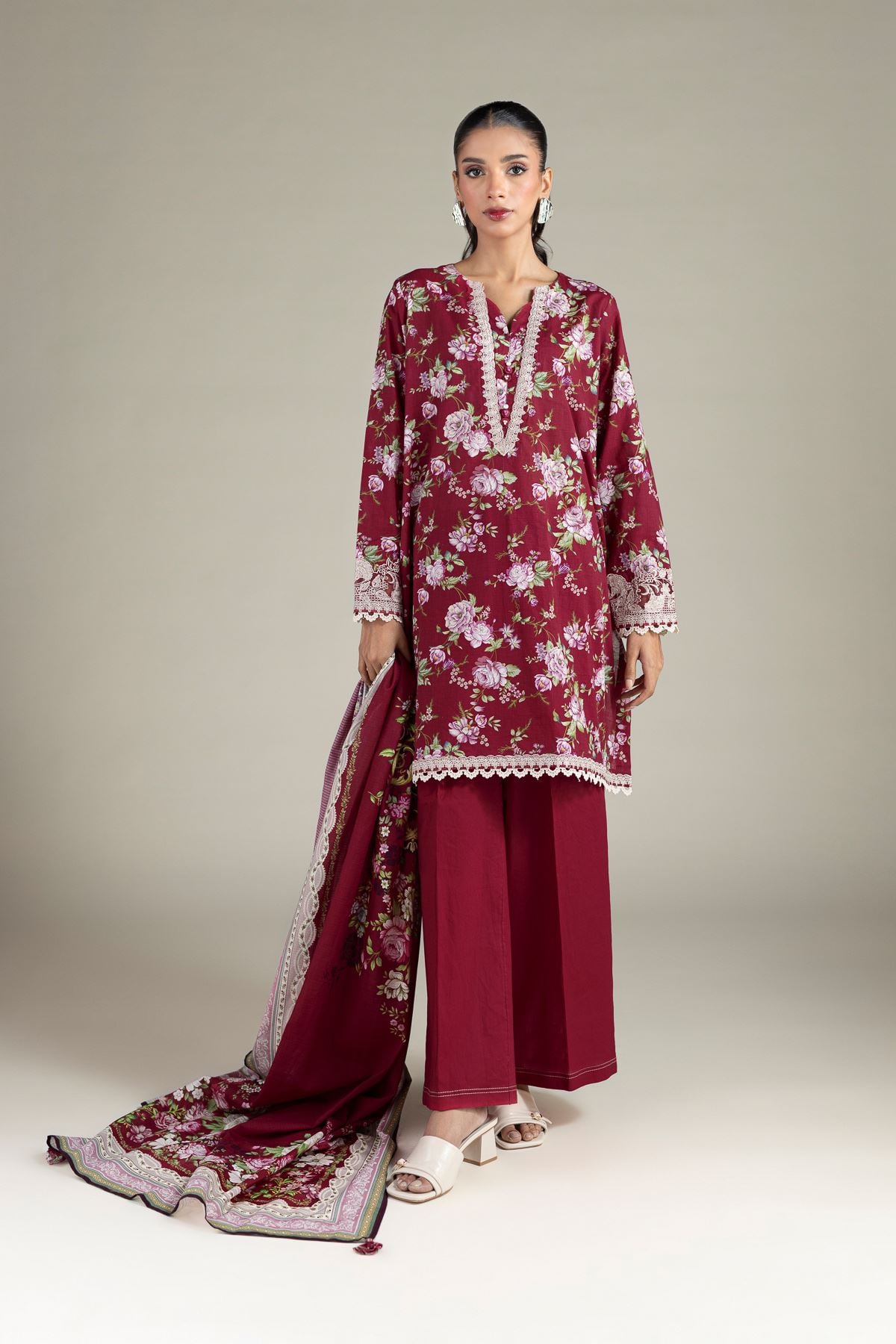Embroidered Cambric Tailored 3 Piece - T-A22-26-107FA-VG