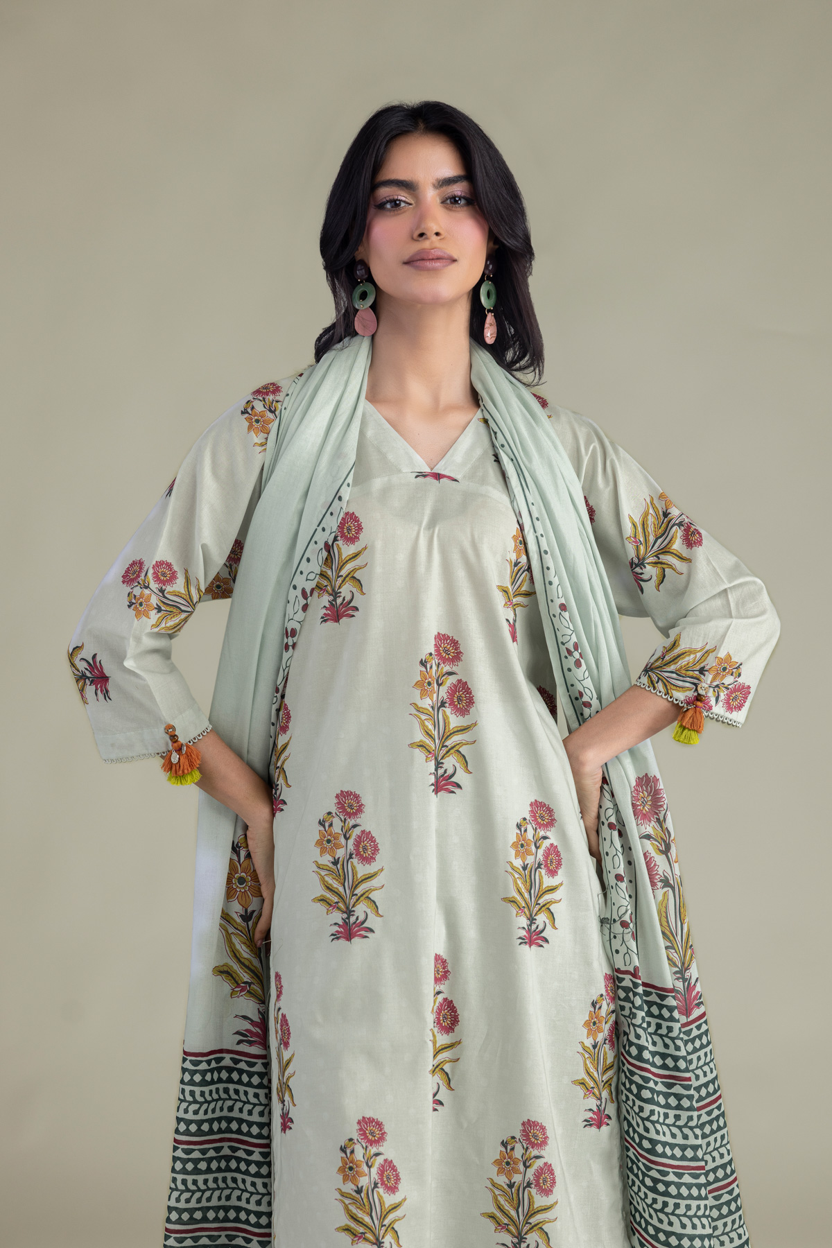 Printed Lawn Printed Cambric Dupatta - 1-26-102-A-F-VG