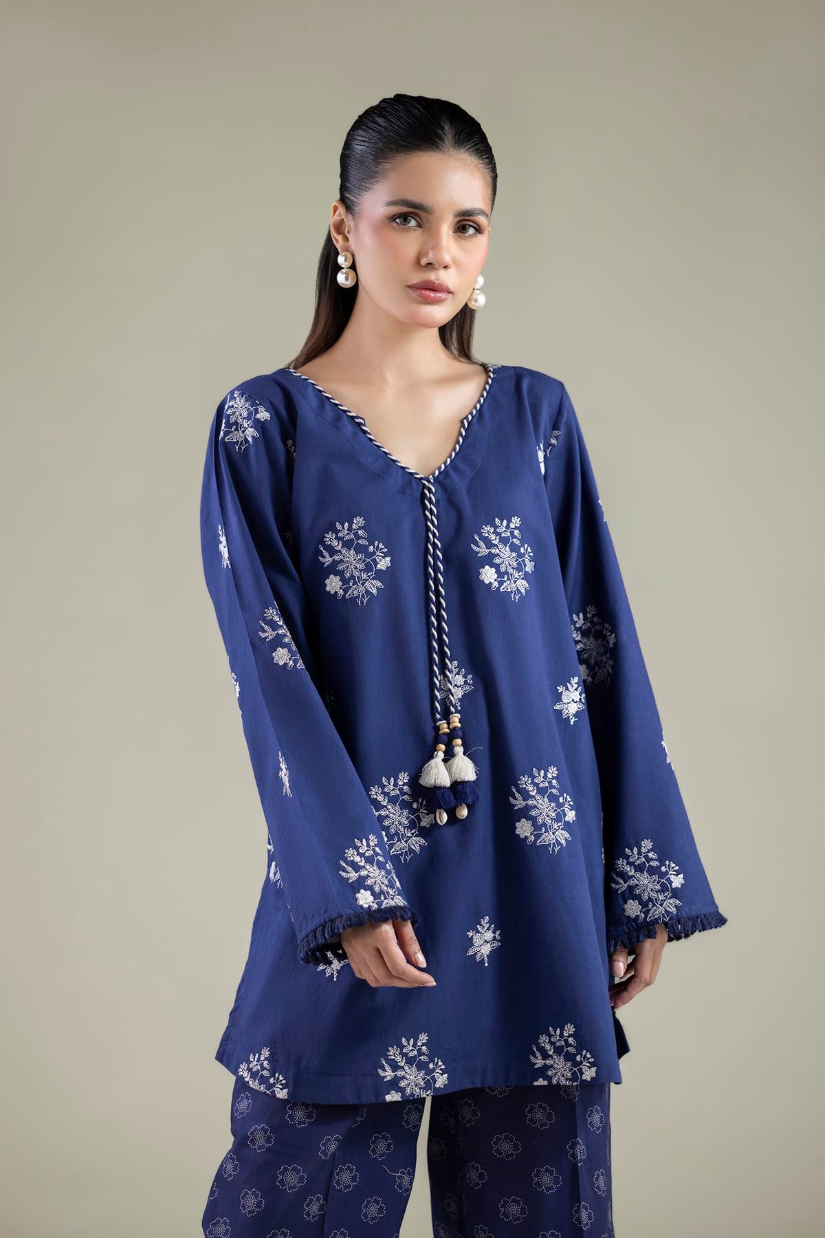 Embroidered Cambric Tailored 2-Piece Set - 2-26-301-B-F1-VG