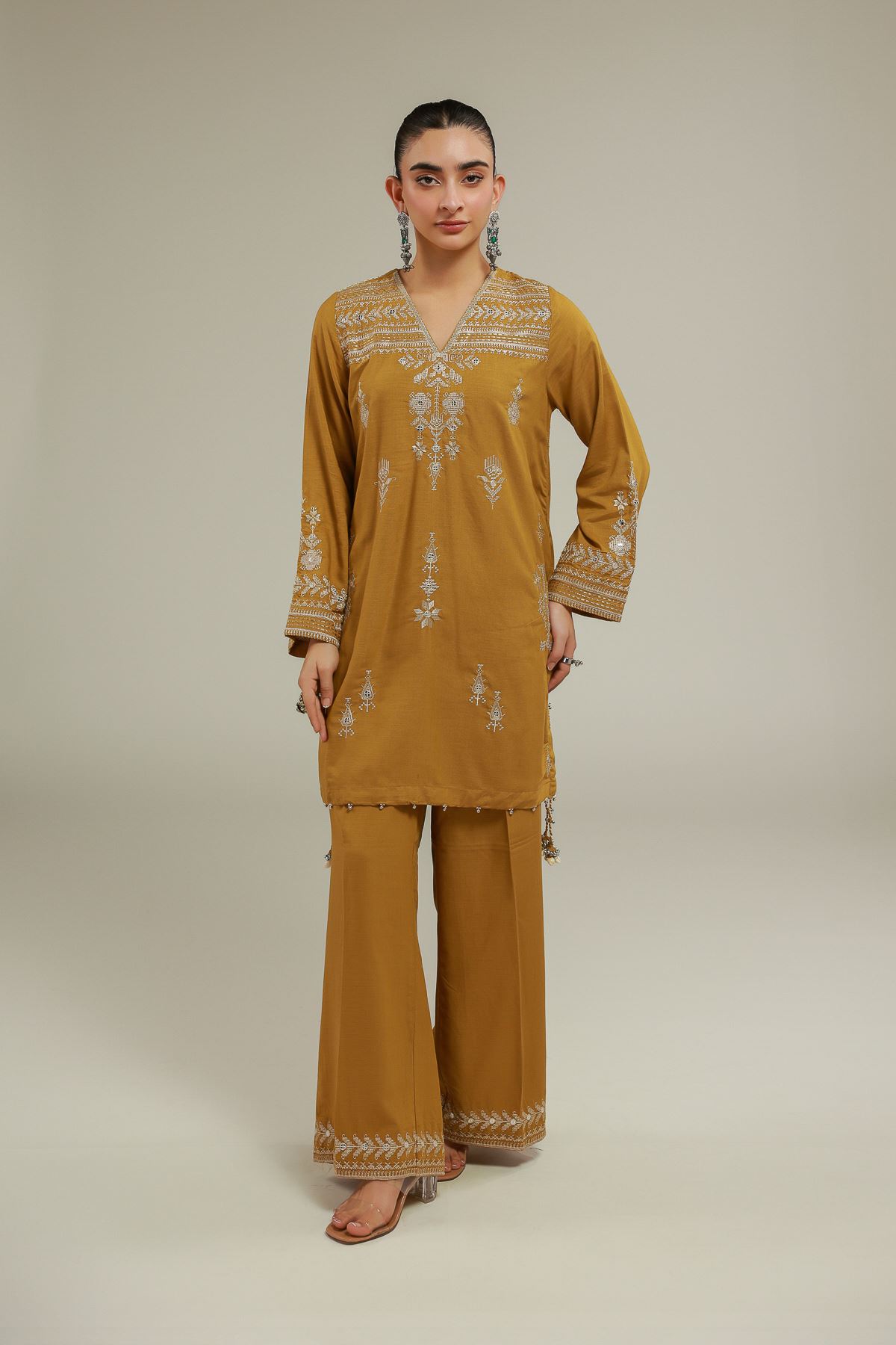 Embroidered Raw Silk Geometric V-Neck Kurta - T-A22-26-106FC-VG