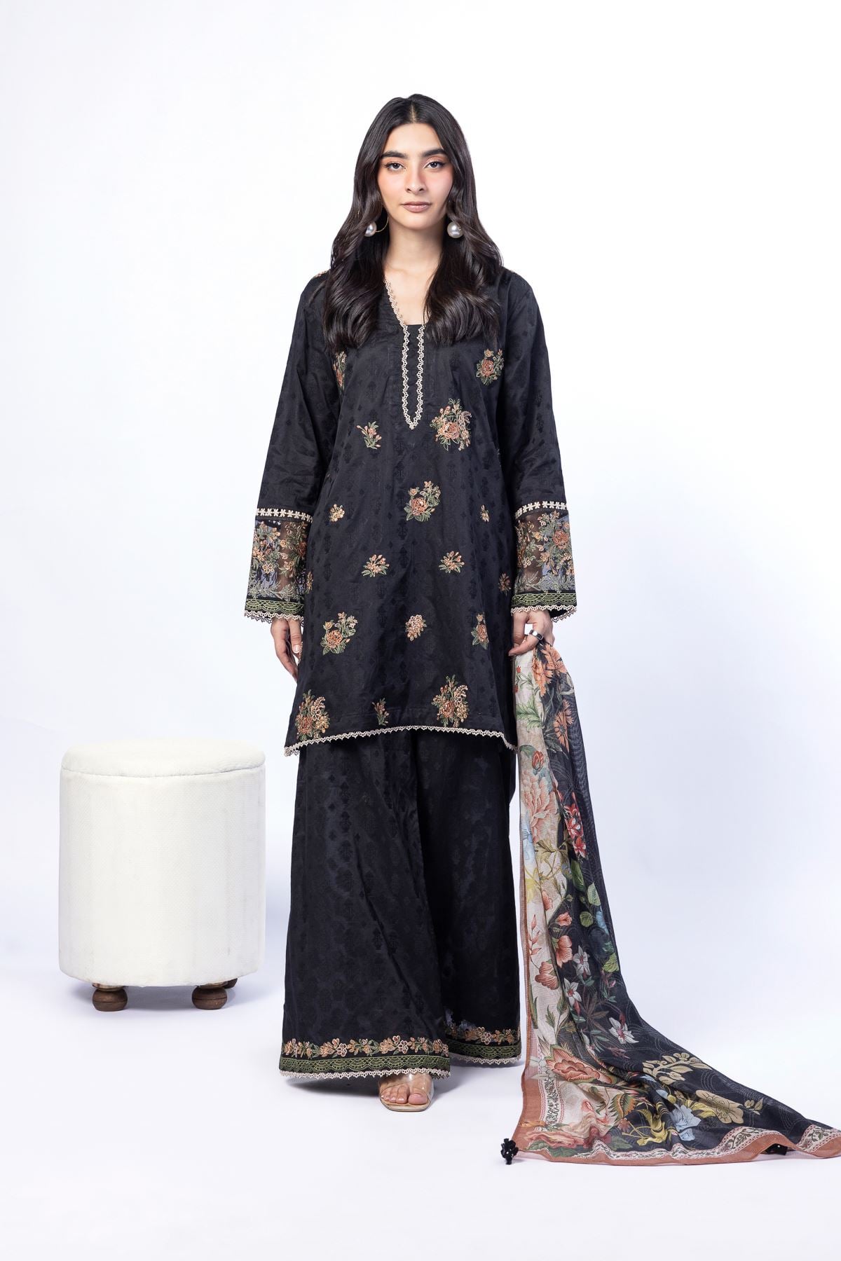Embroidered Broshia Fabrics 3 Piece - A22-26-107FH-VG