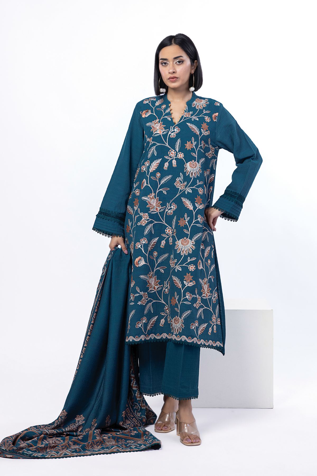 Embroidered Khaddar Fabrics 3 Piece - MT23A-VG