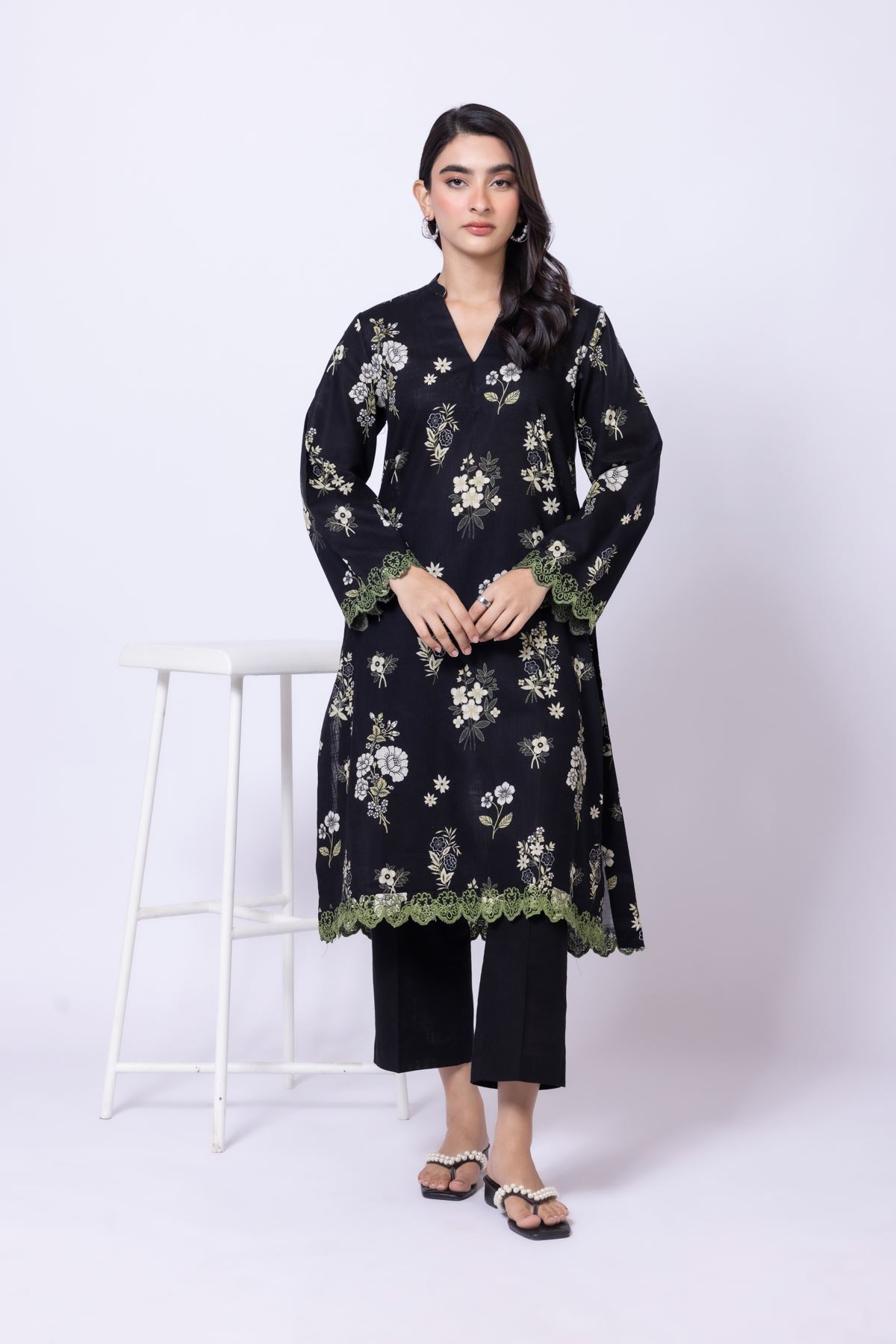 Embroidered Heavy Textured Cotton Kurta - OTD4-EX22-10TA-VG