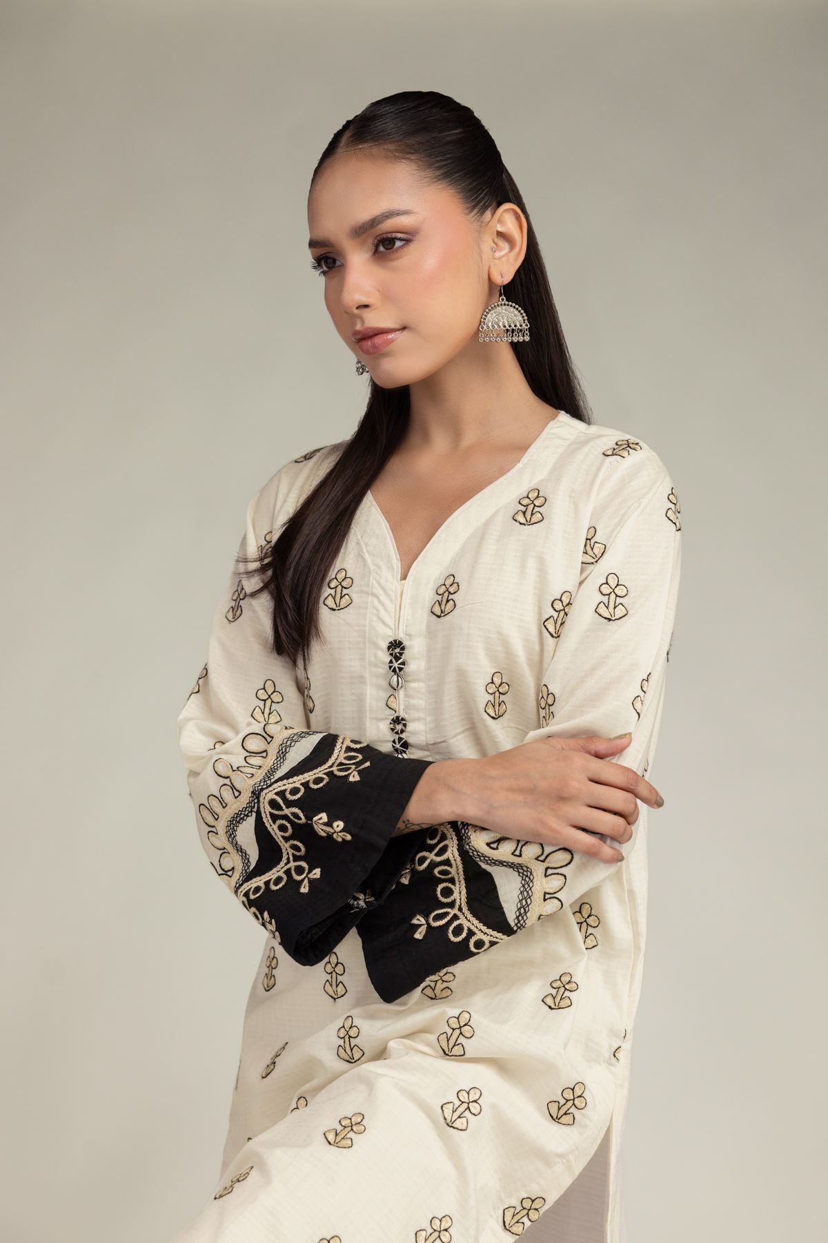 Embroidered Cotton Dobby Cotton Dobby Kurta - 2-26-201-A-C-VG