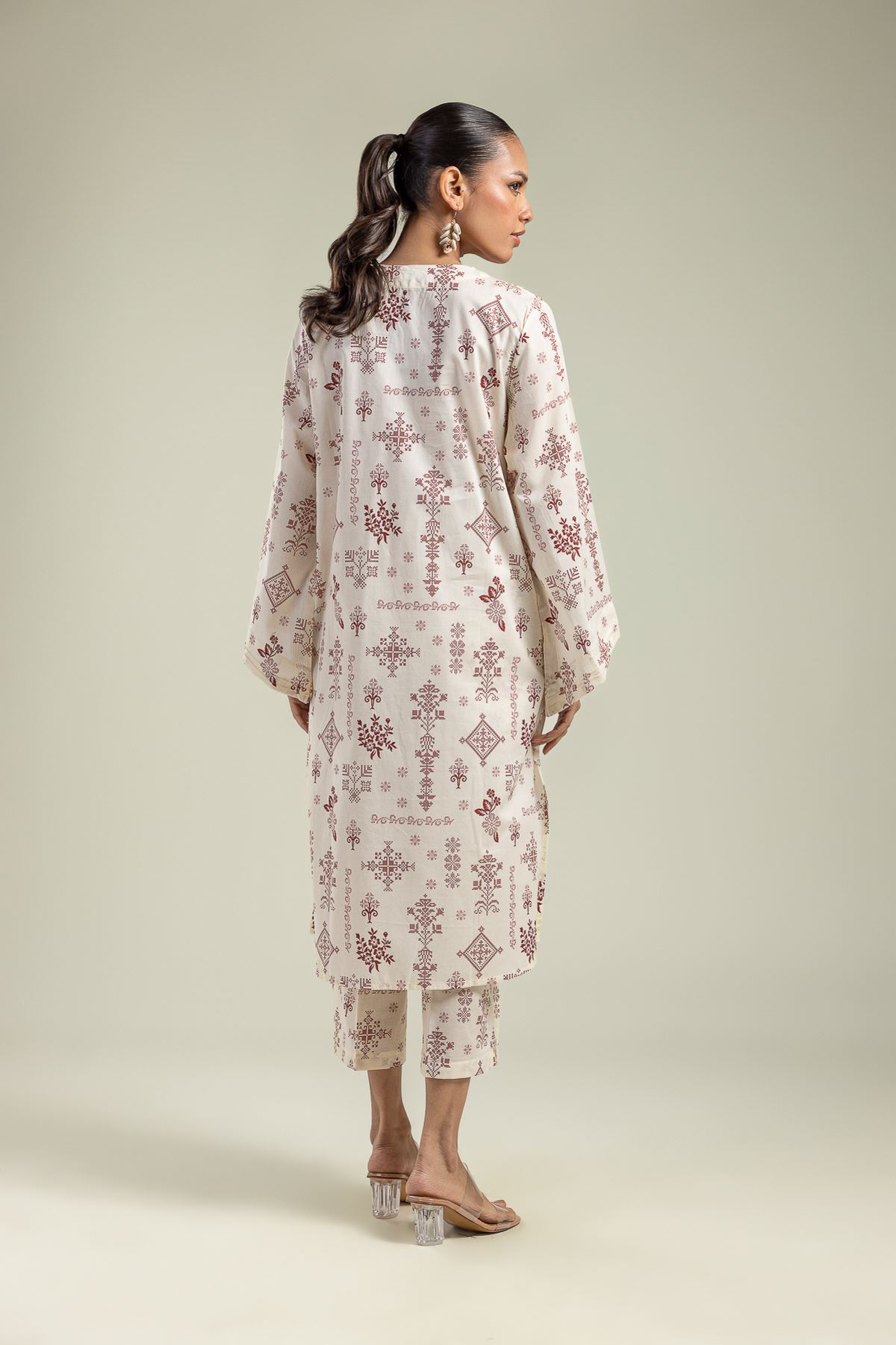 Printed Cambric Long Floral Kurta - 26-01-2E1-09TA-VG