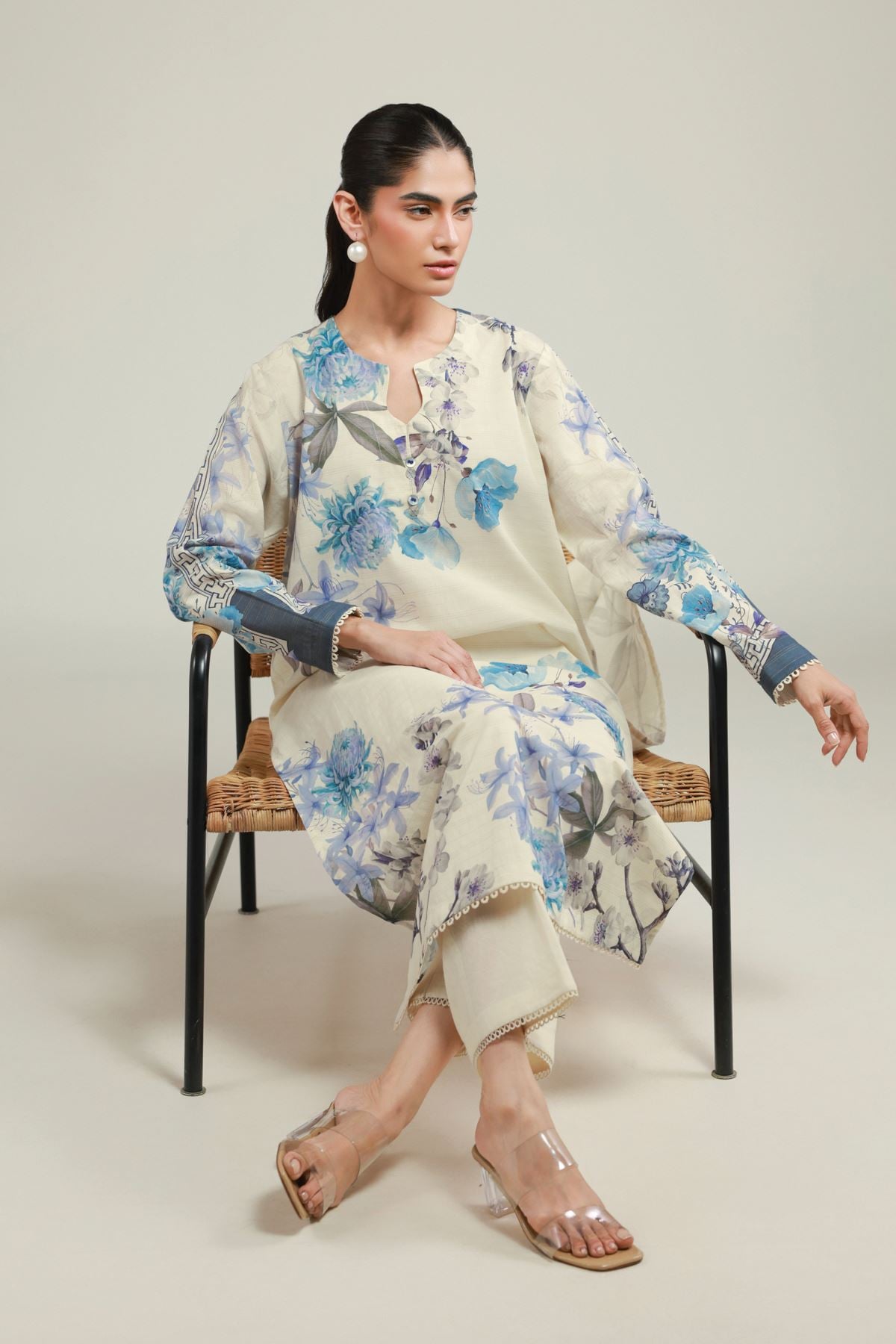 Printed Messuri Floral Tailored Set - T-A22-26-114FA2-VG