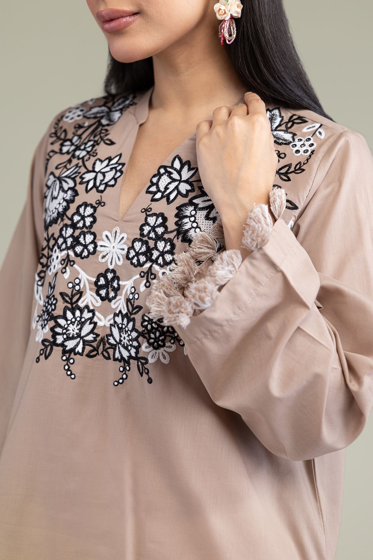 Embroidered Cambric Floral Beige Kurta - T-A11-26-107FD1-VG