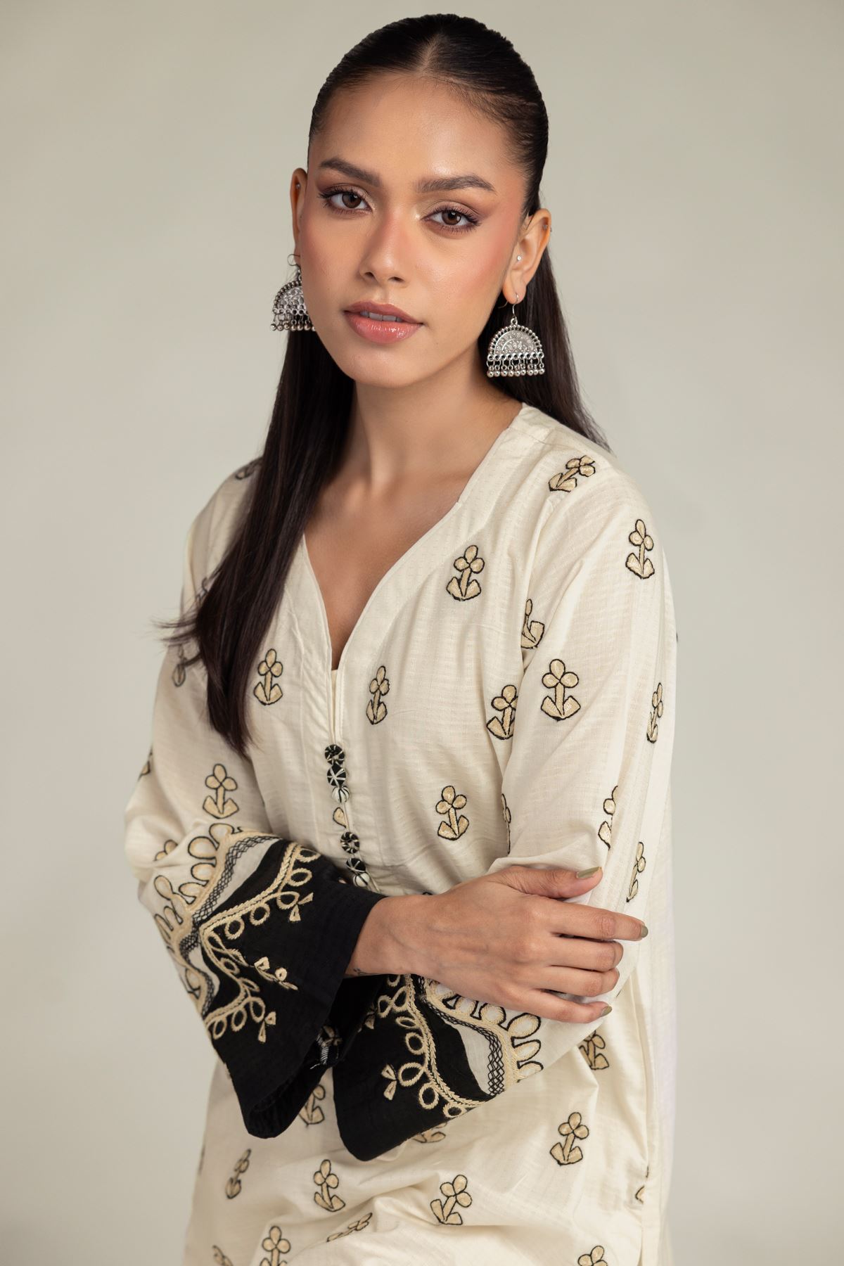 Embroidered Cotton Dobby Cotton Dobby Kurta - 2-26-201-A-C-VG
