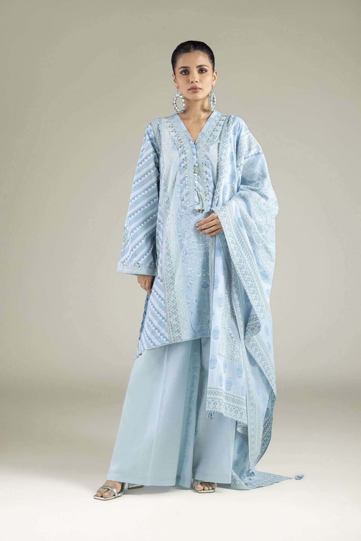 Embroidered Lawn 3-Piece Lawn Tailored - 1-26-250-B-H1-VG