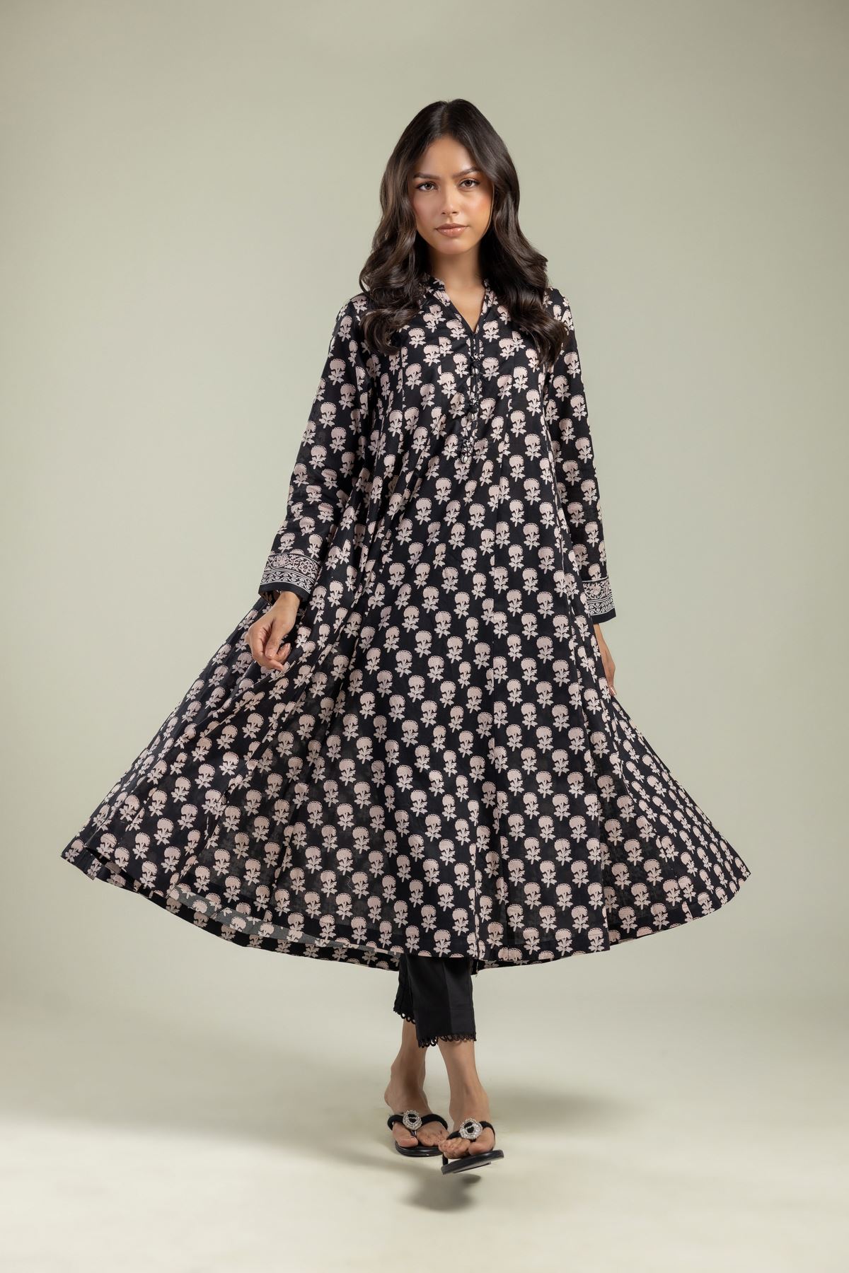 Printed Cambric V-Neck Black Kurta - 1-26-201-A-G-VG