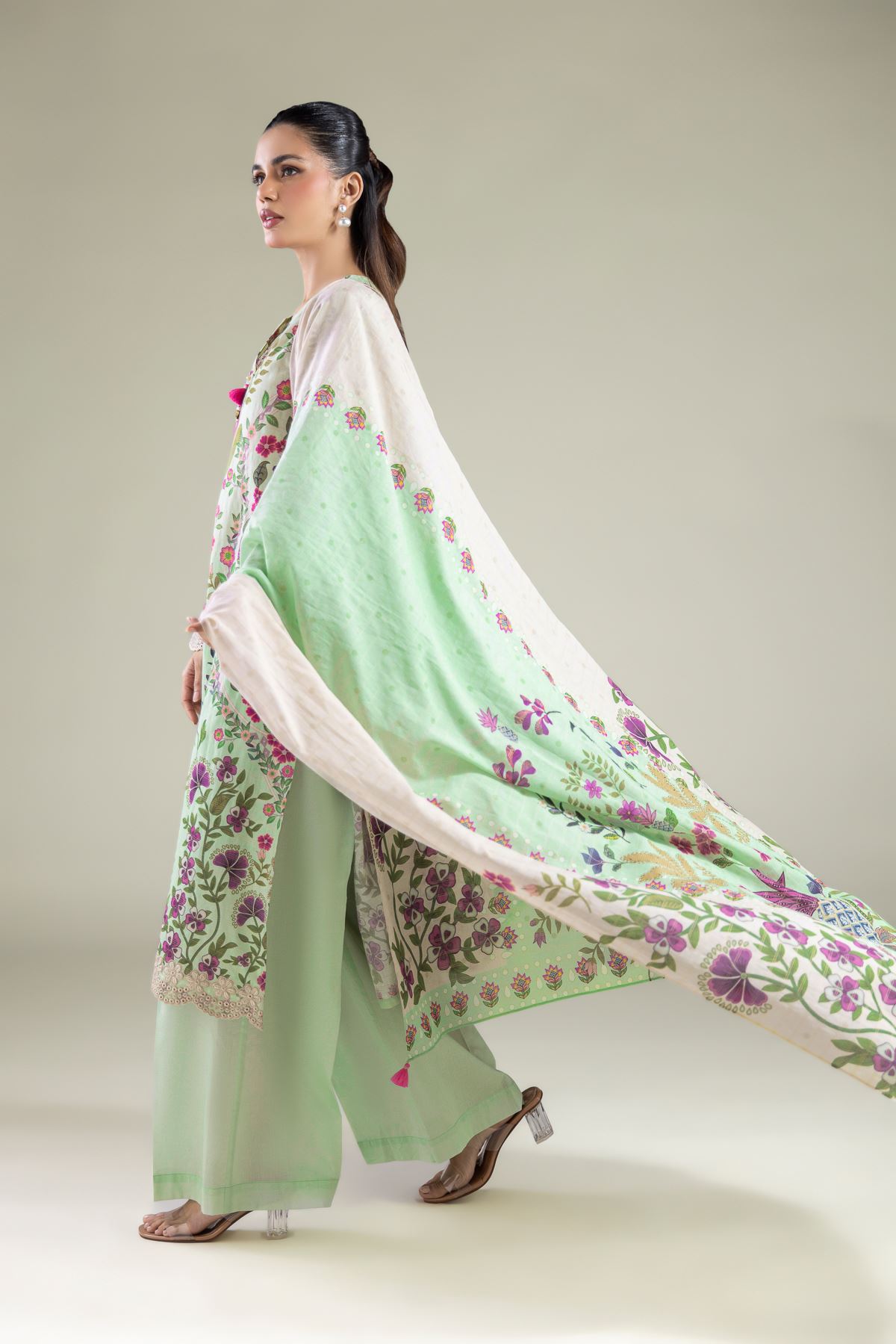 Embroidered Messuri Floral Tailored 3-piece - 2-26-212-A-H1-VG