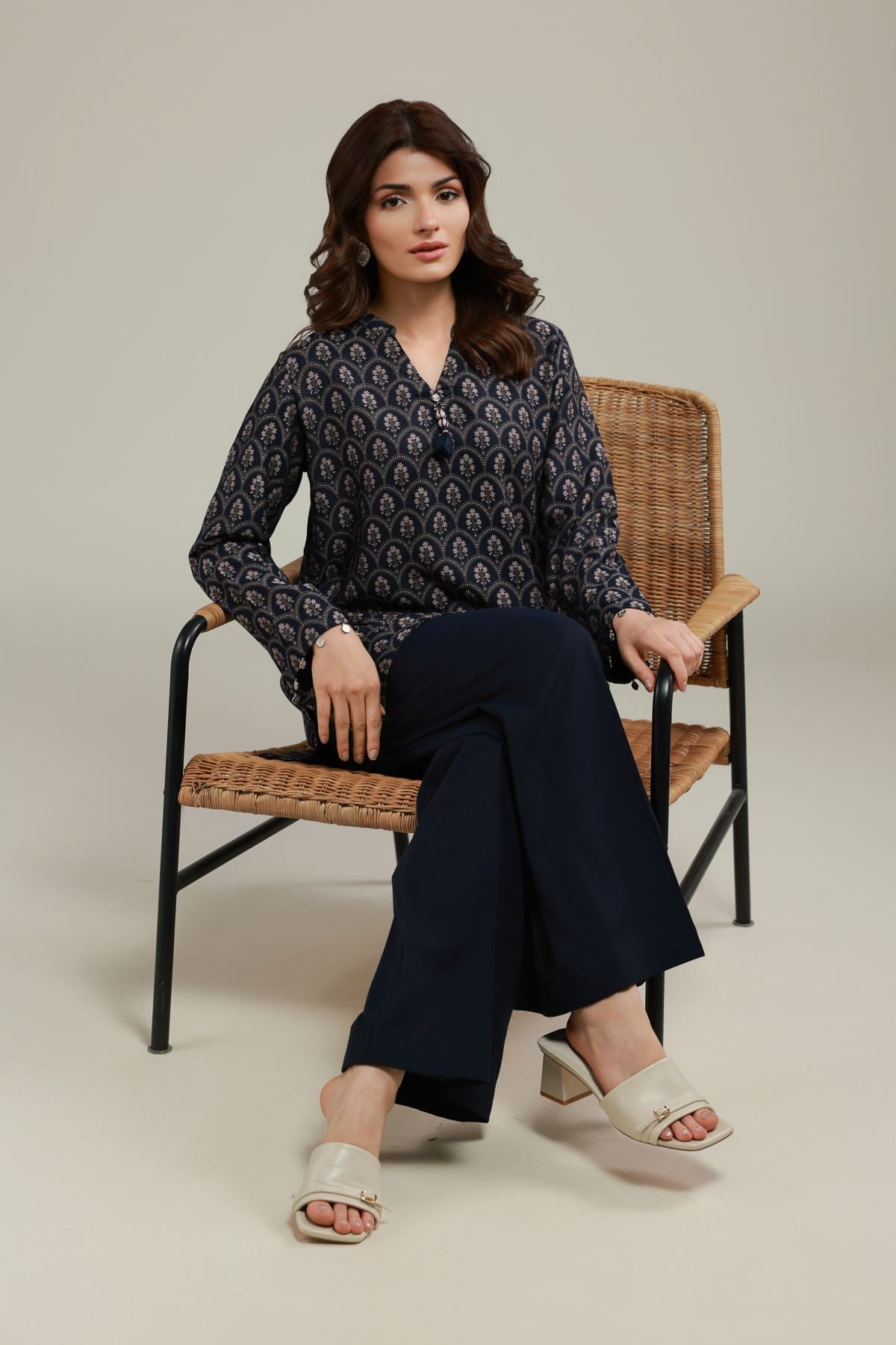 Dyed Jacquard Kurta - 25-07-7E8-11TA-VG