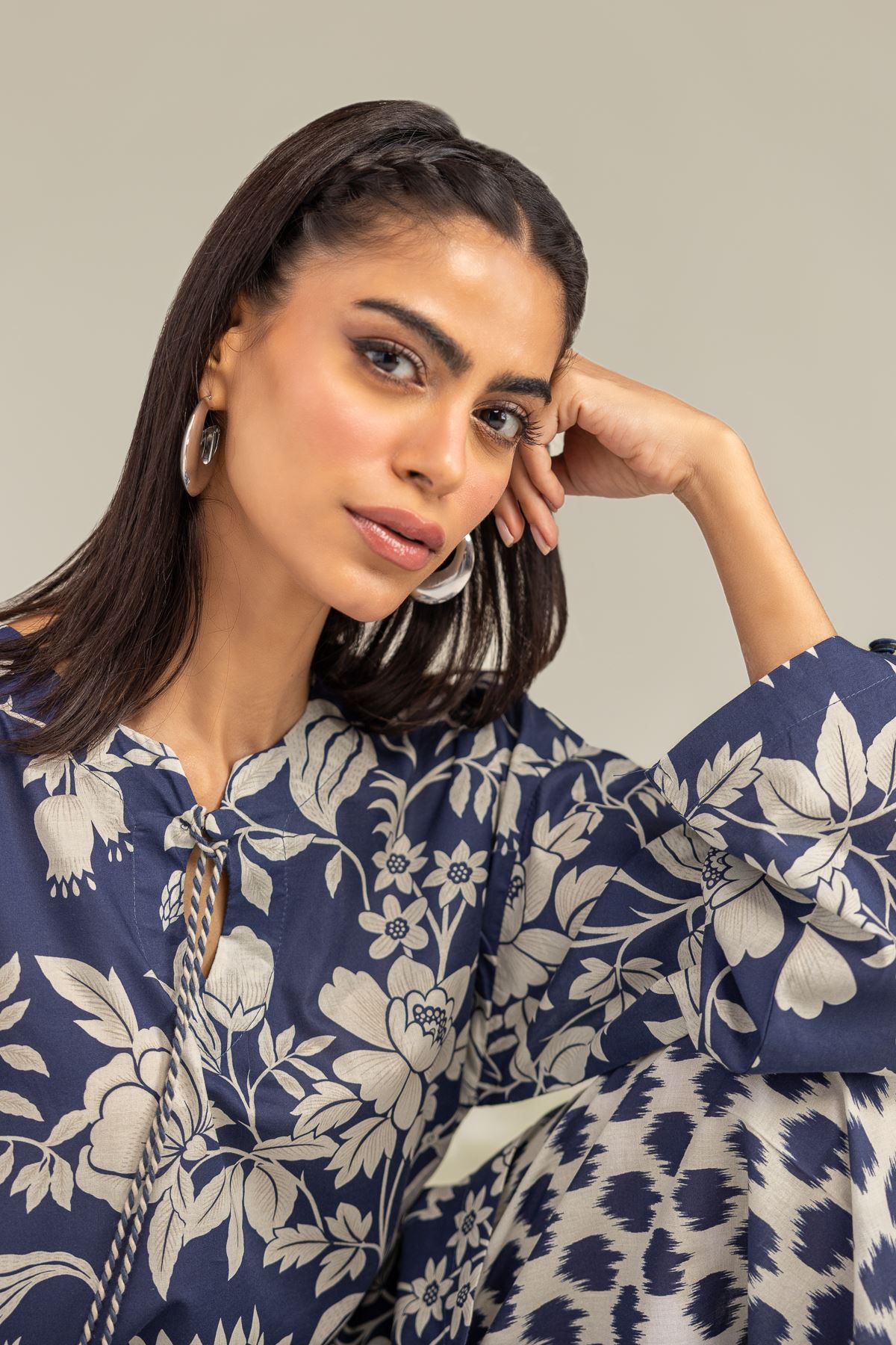 Printed Cambric Floral Navy Kurta - 2-26-308-A-G1-VG