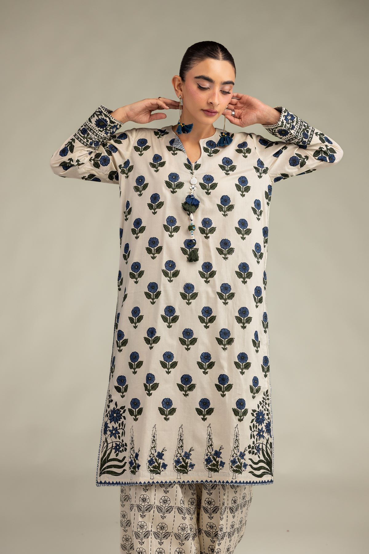 Printed Cambric Long Printed Kurta - 2-26-308-A-G1-VG
