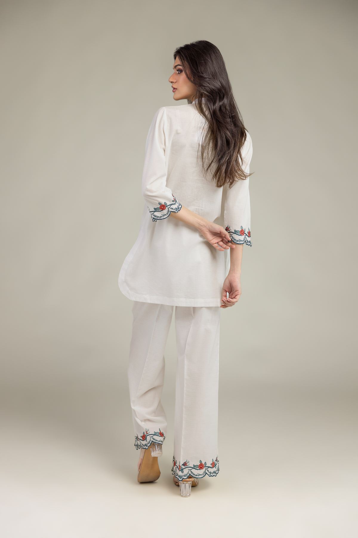 Embroidered Cotton Dobby Short Floral Kurta - T-A11-26-104FB2-VG