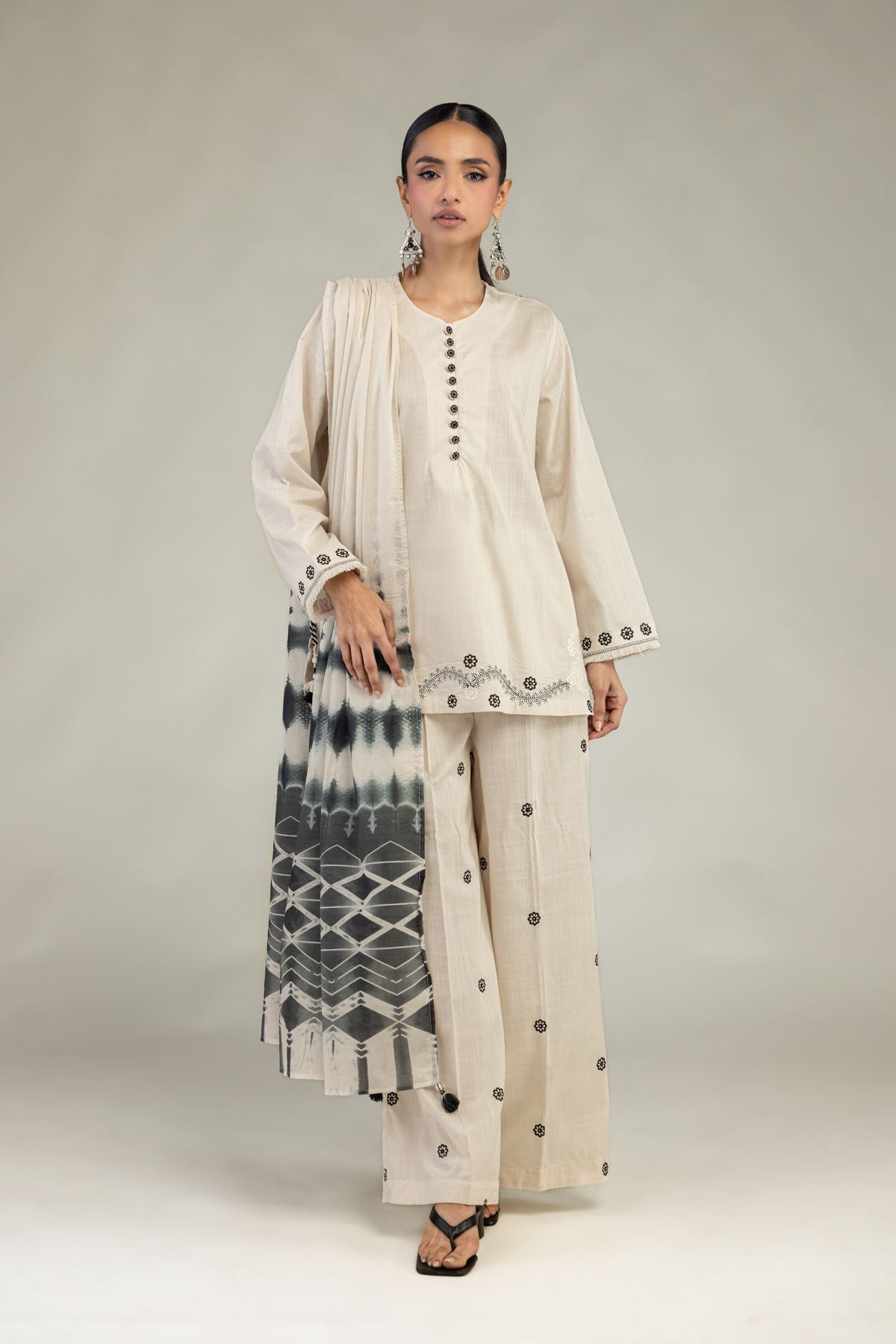Textured Lawn Embroidered Textured Lawn Dupatta - 1-26-226-A-A1-VG
