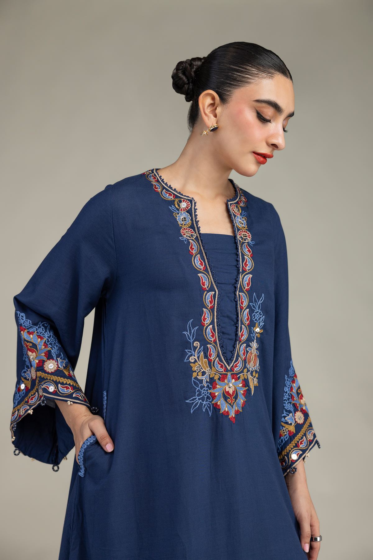 Embroidered Raw Silk Floral Navy Kurta - 1-26-245-A-D2-VG