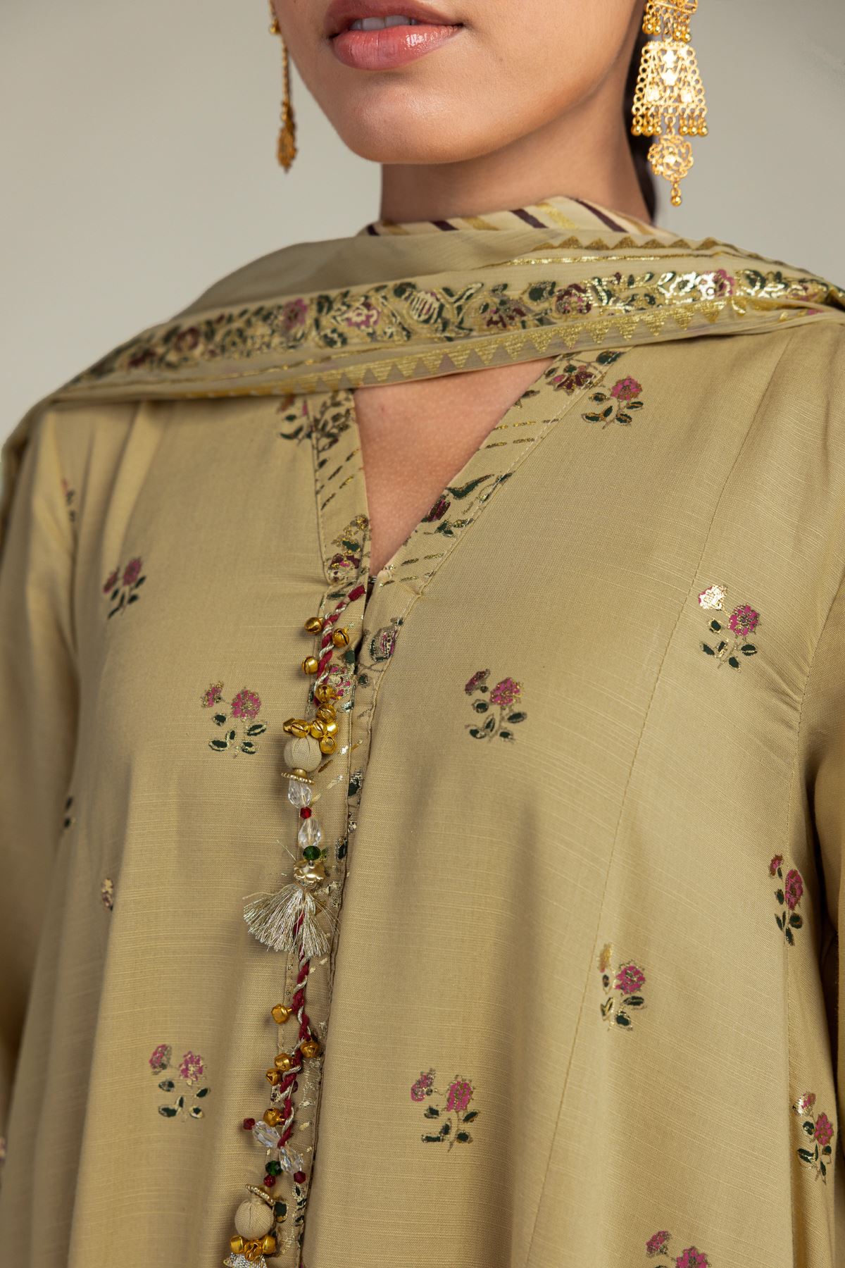 Embroidered Raw Silk 3 Piece Co-ord Set - 12-26-106-F-F-VG