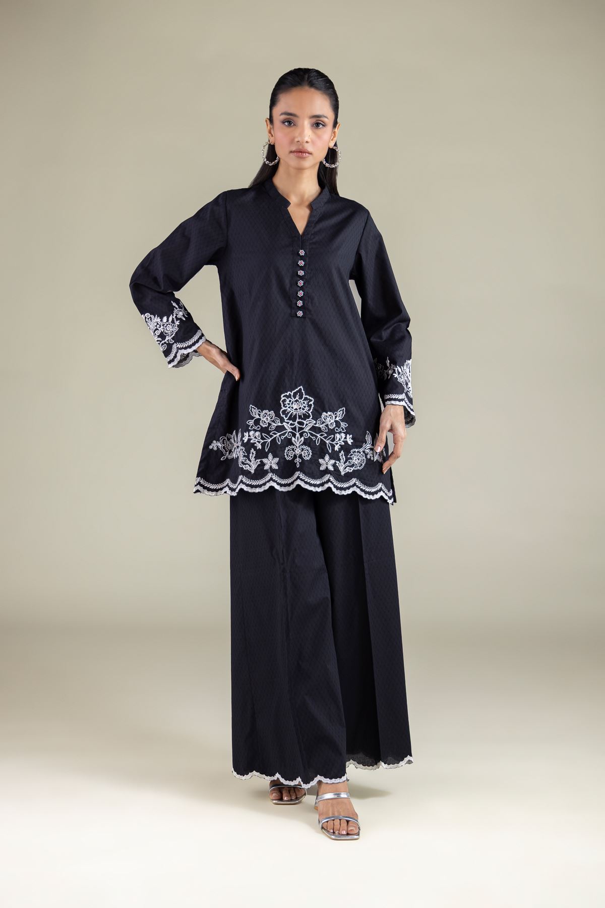 Embroidered Cotton Dobby V-neck Floral Kurta - 2-26-105-A-D-VG