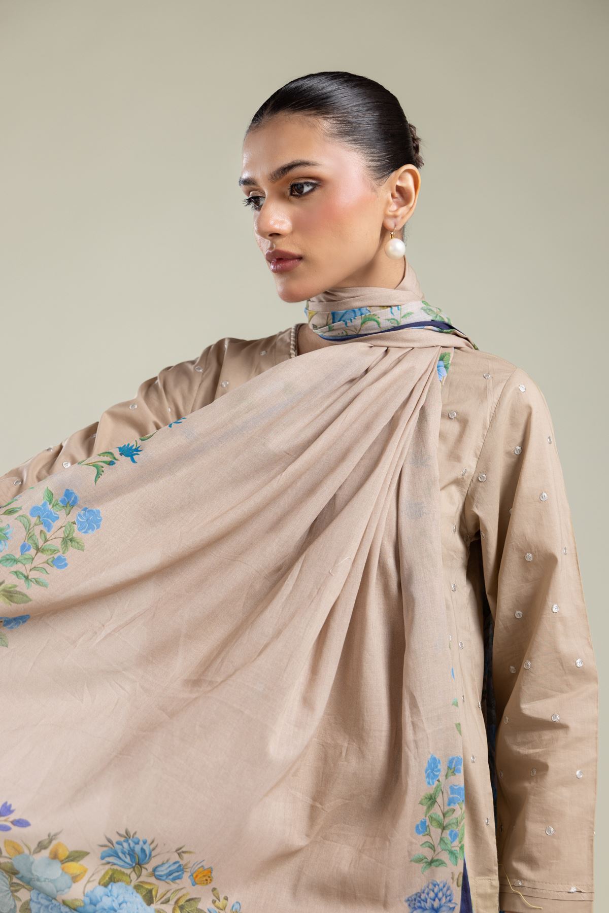 Embroidered Lawn Beige Lawn Dupatta - 25-09-10E4-05TA-VG