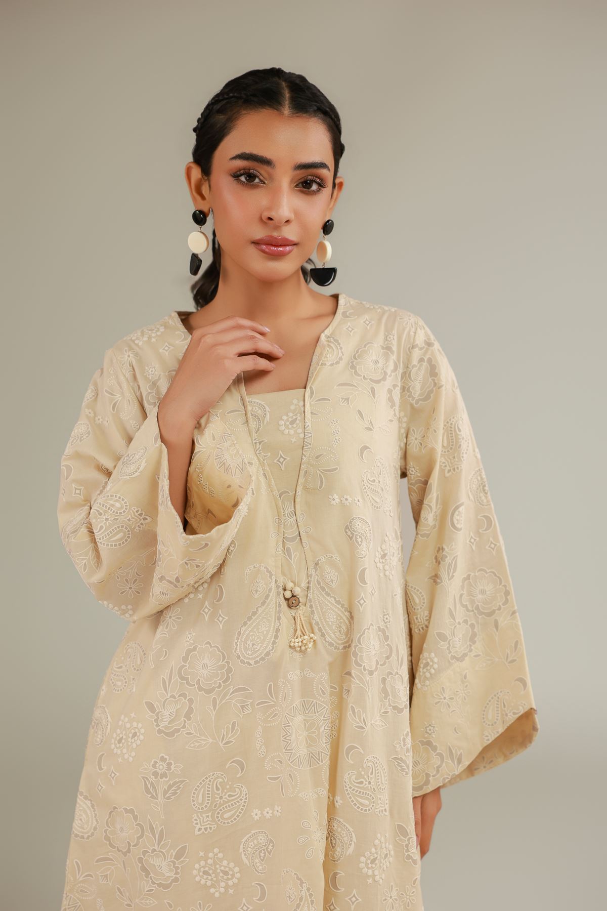 Cambric Embroidered Beige Kurta - A112-26-113EI2-VG
