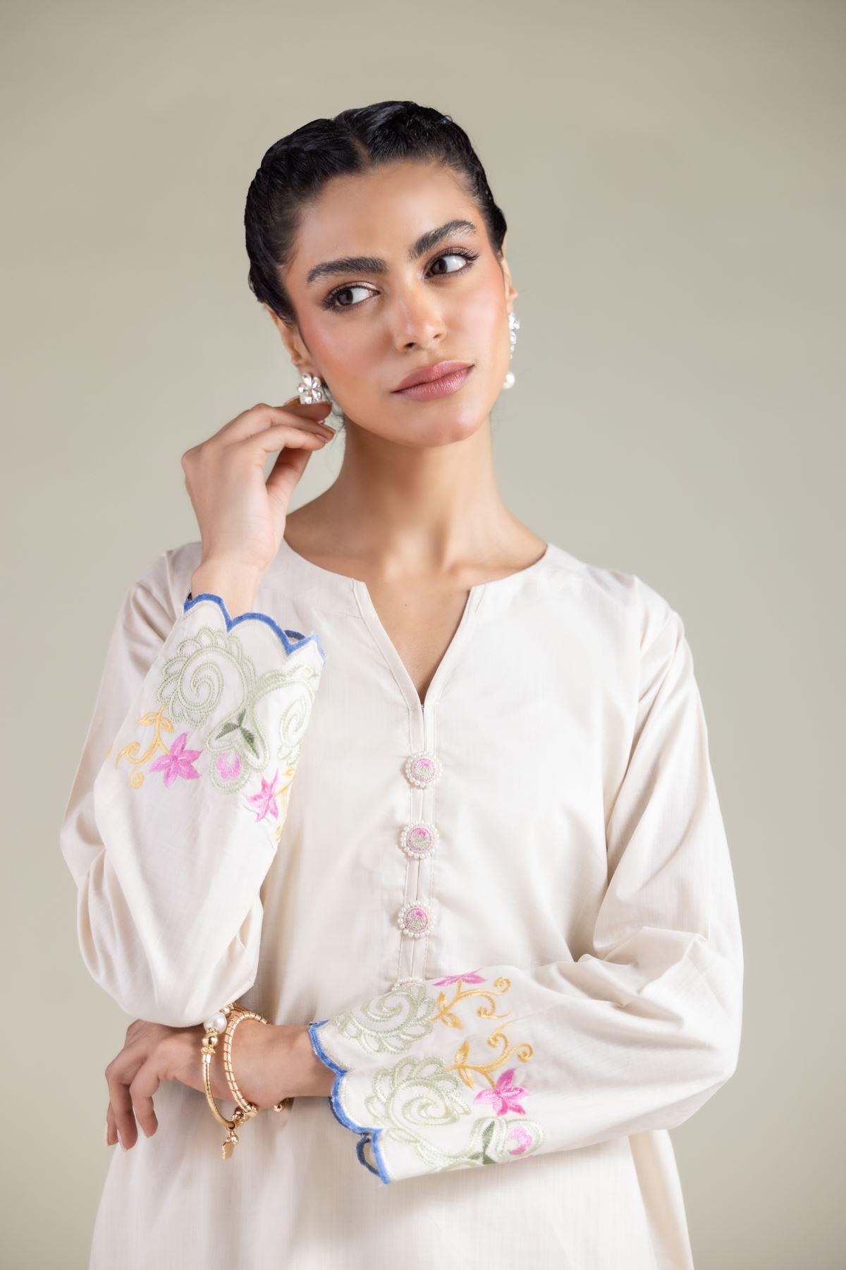 Embroidered Textured Cotton Floral V-Neck Kurta - 1-26-108-A-F-VG