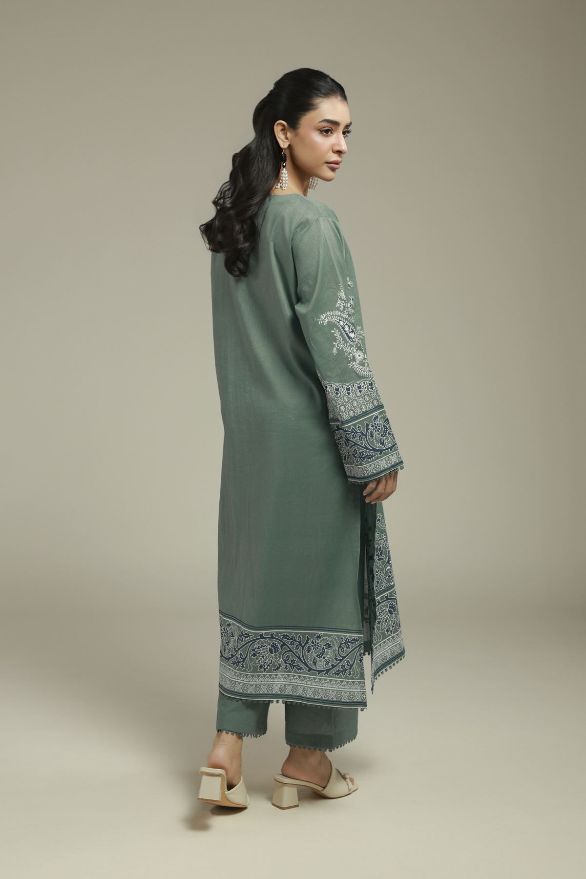 Printed Cambric Tailored 2-Piece Set - T-A22-26-124FI2-VG
