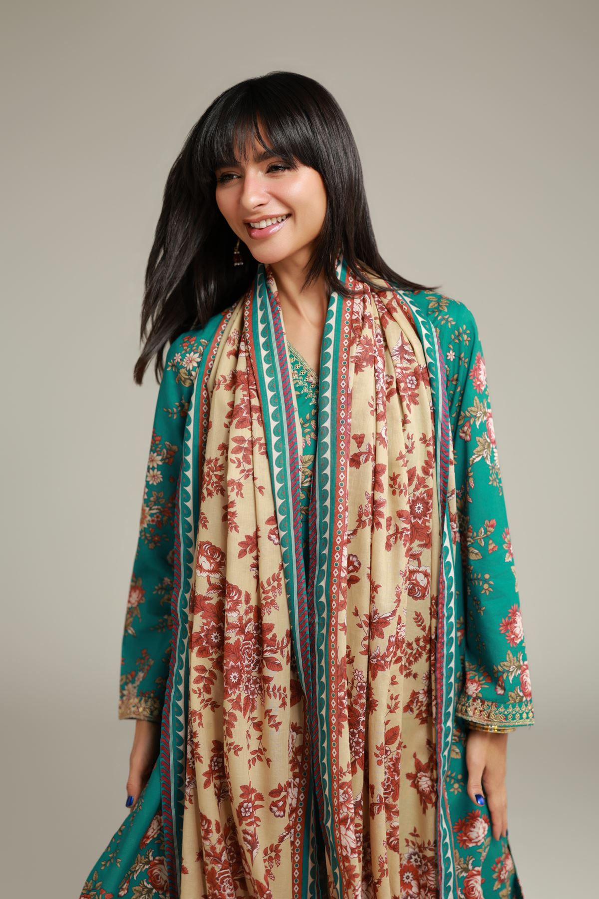 Embroidered Lawn Floral Lawn Dupatta - 26-02-1E13-10TA-VG