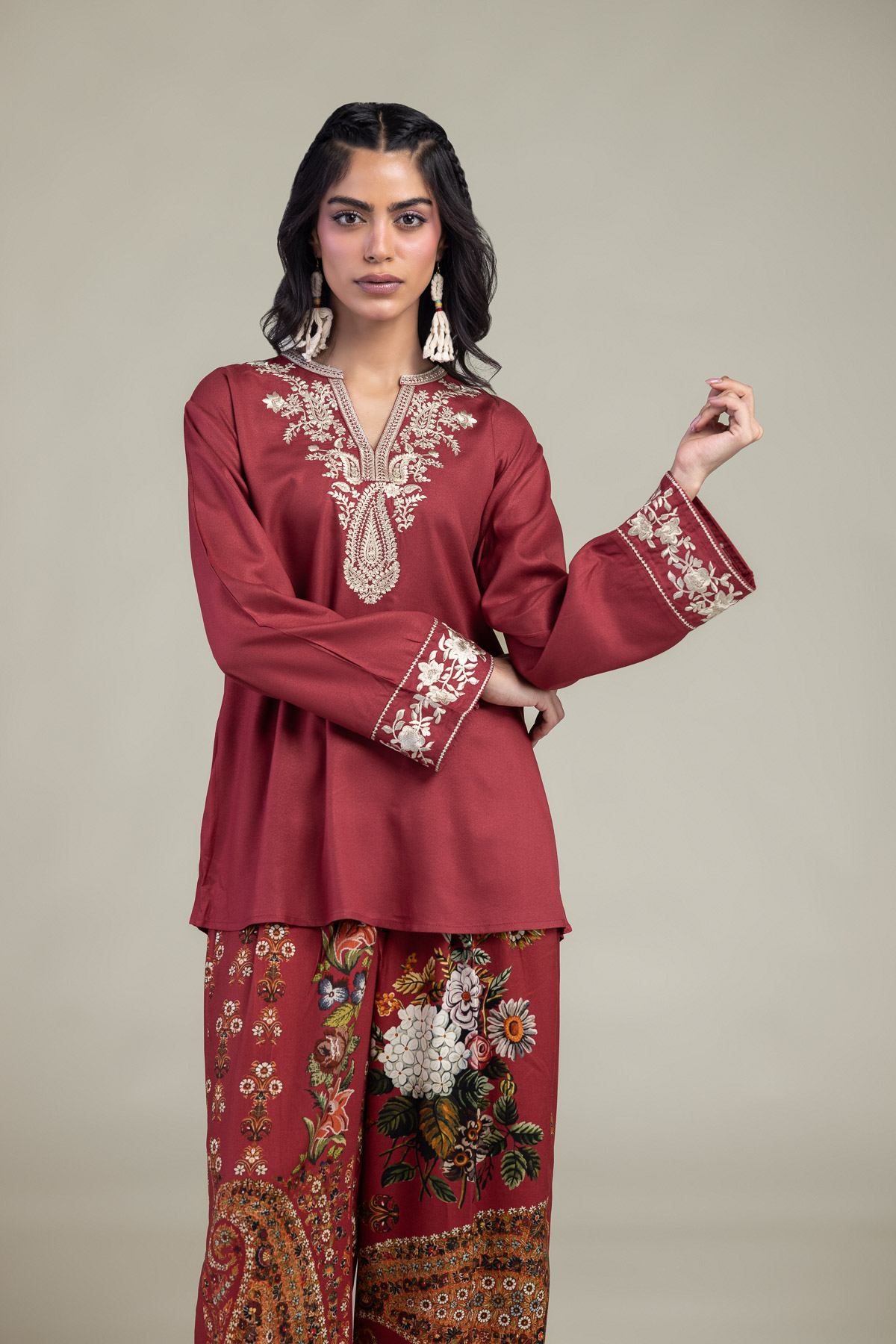 Embroidered Viscose Crepe Viscose V-Neck Tunic - 1-26-309-B-D1-VG
