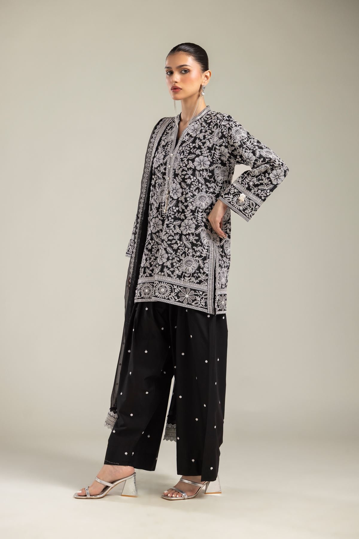 Embroidered Raw Silk 3 Piece Co-ord Set - T-A22-26-124FC1-VG