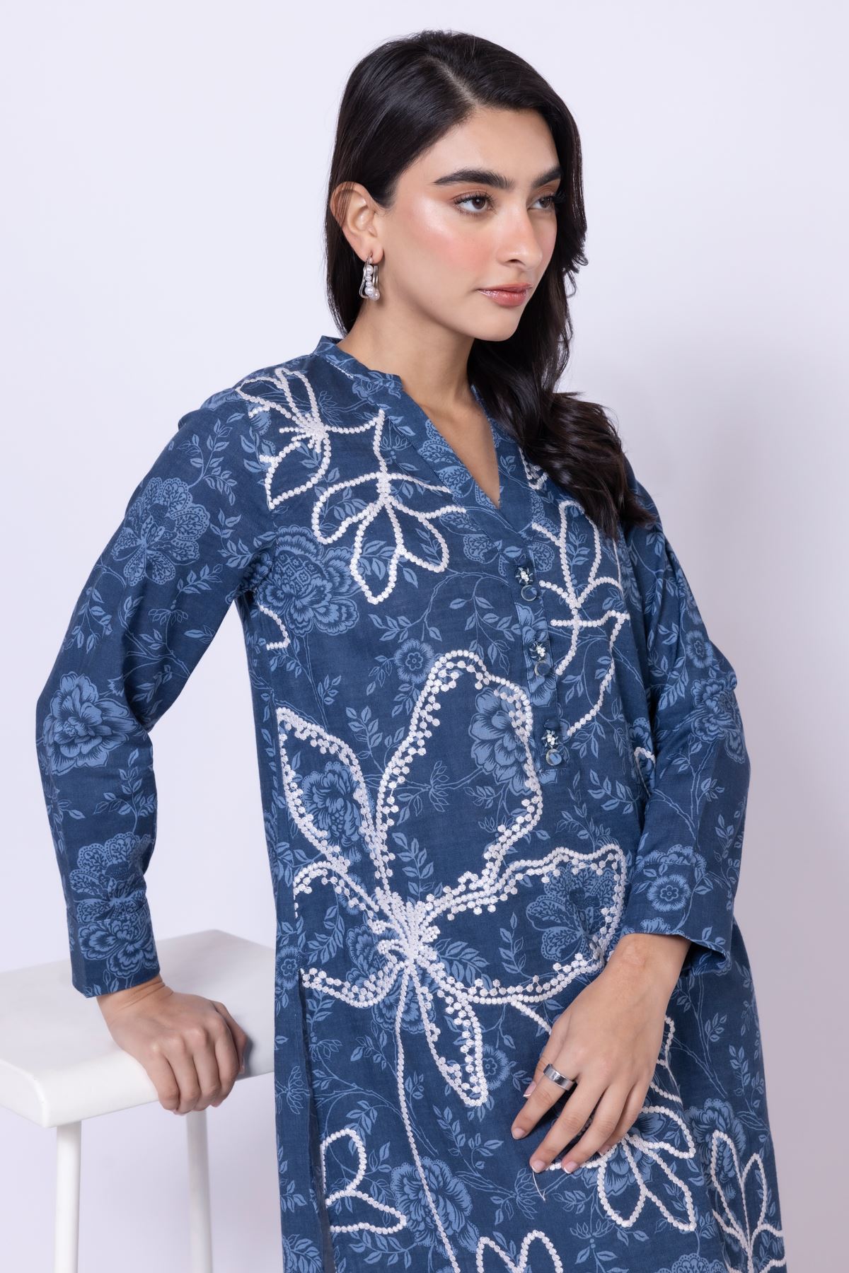 Embroidered Heavy Textured Cotton Kurta - 25-W02iB-09TA-VG
