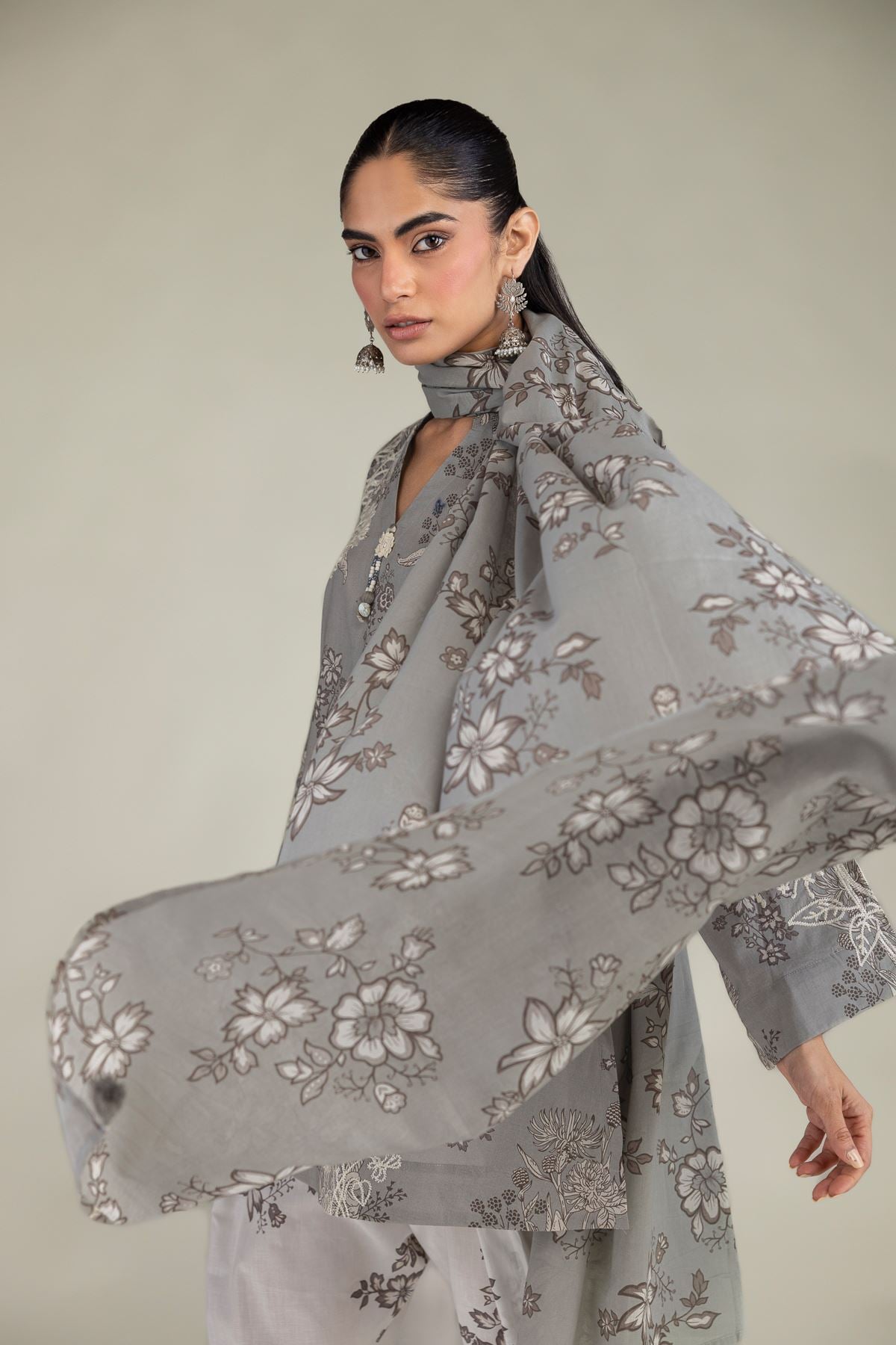 Embroidered Lawn Floral Lawn Dupatta - 1-26-102-A-F-VG