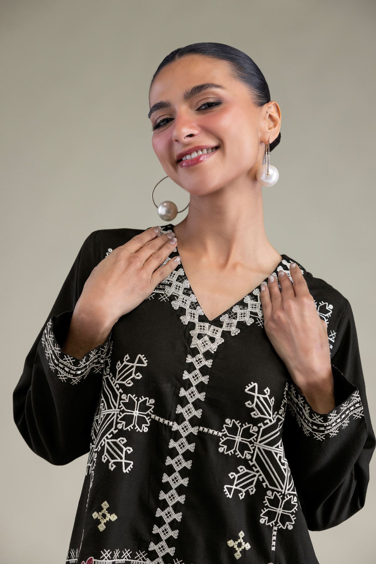 Embroidered Raw Silk Black Floral Kurta - 2-26-202-A-C-VG