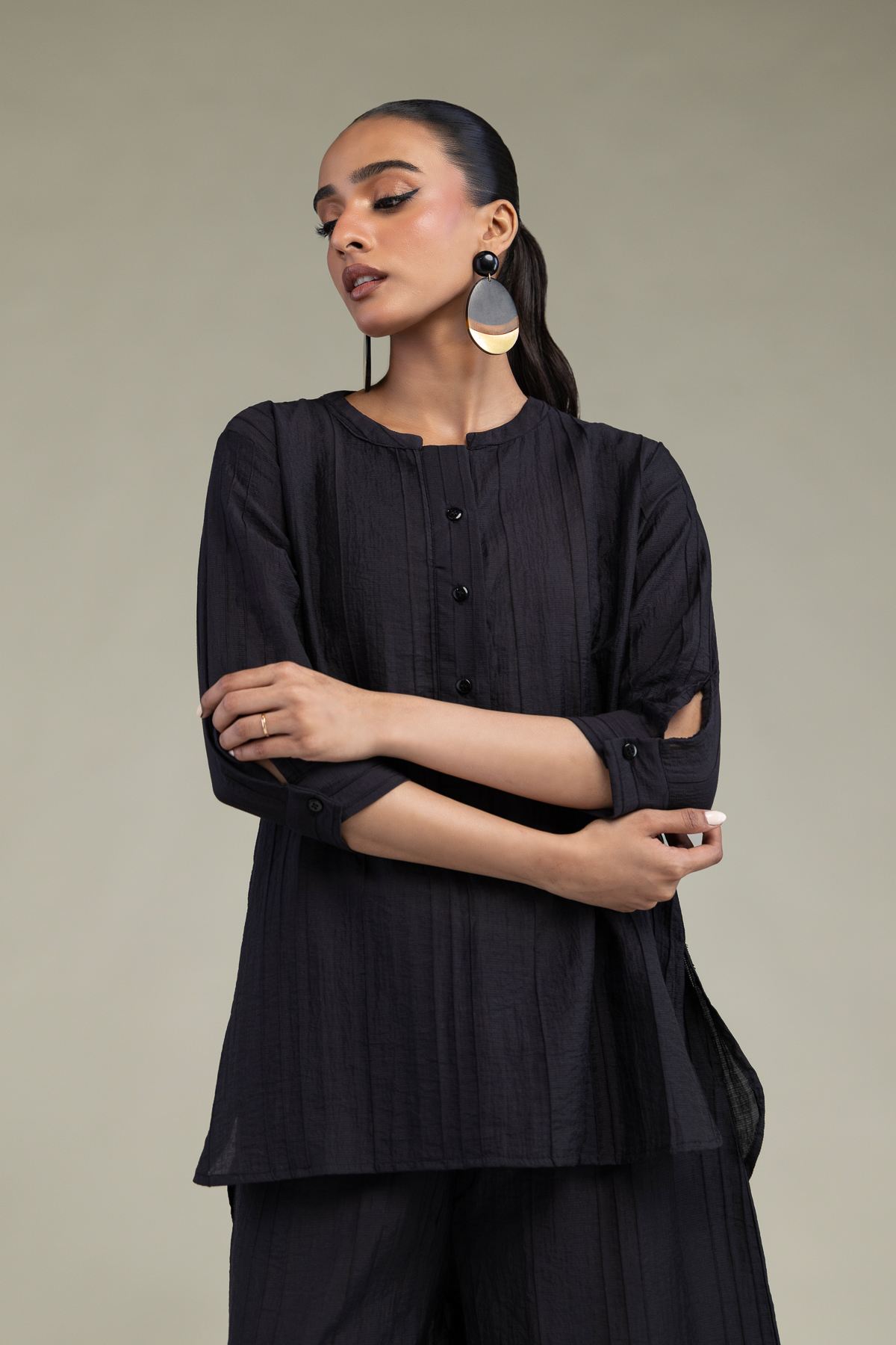 Dyed Blended Crinkle Black Crinkle Tunic - 2-26-308-A-G1-VG
