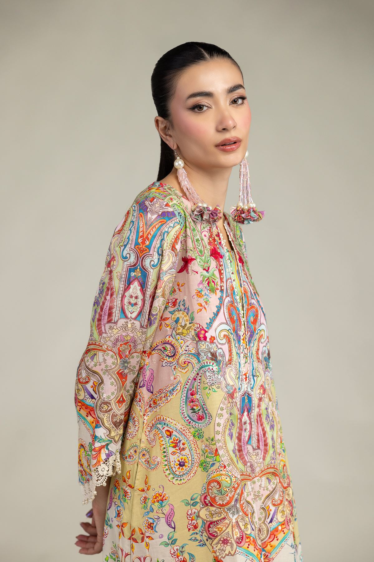 Embroidered Raw Silk Silk Floral Kurta - 2-26-212-A-H1-VG