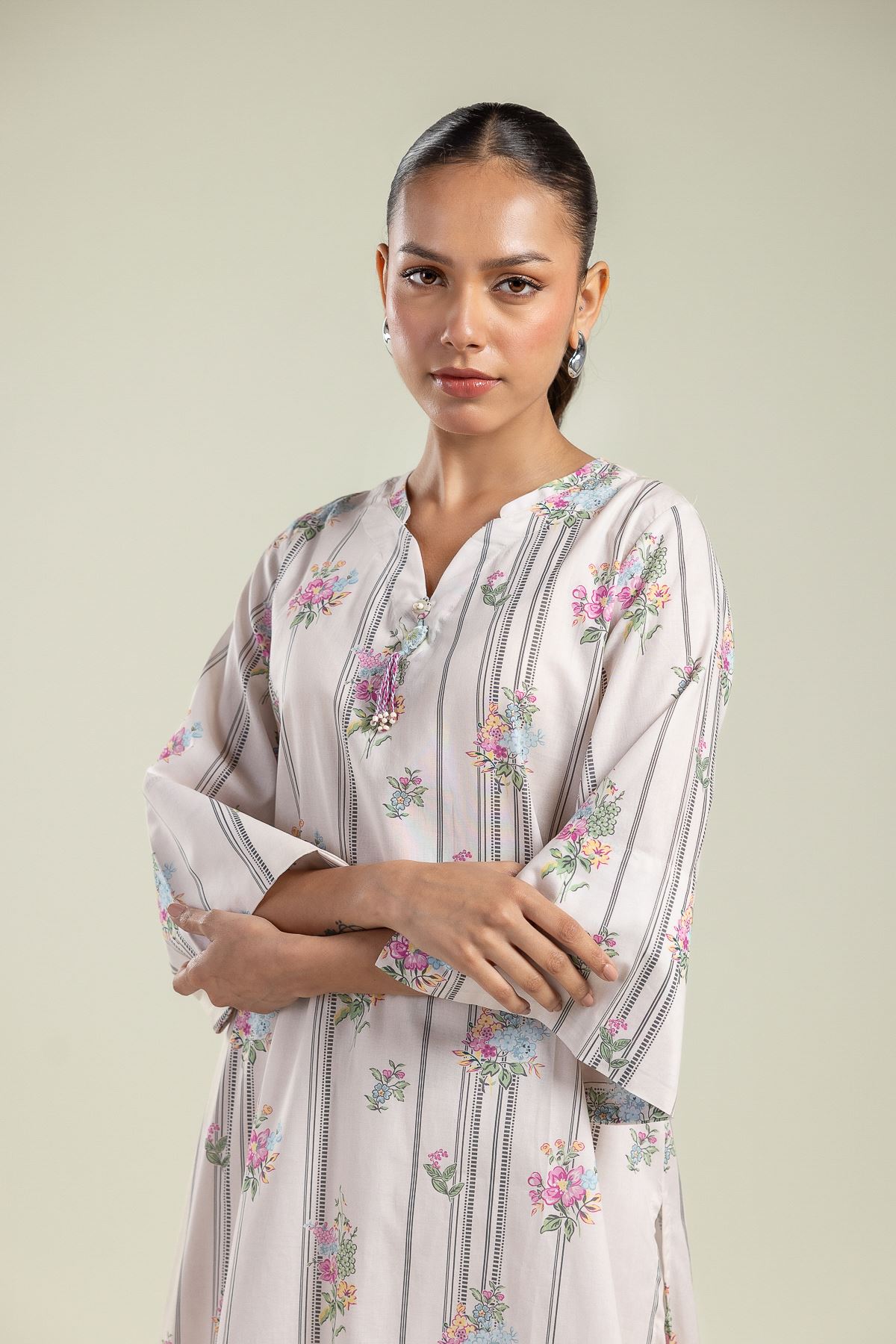 Printed Cambric Floral Tassel Kurta - 1-26-208-A-C1-VG