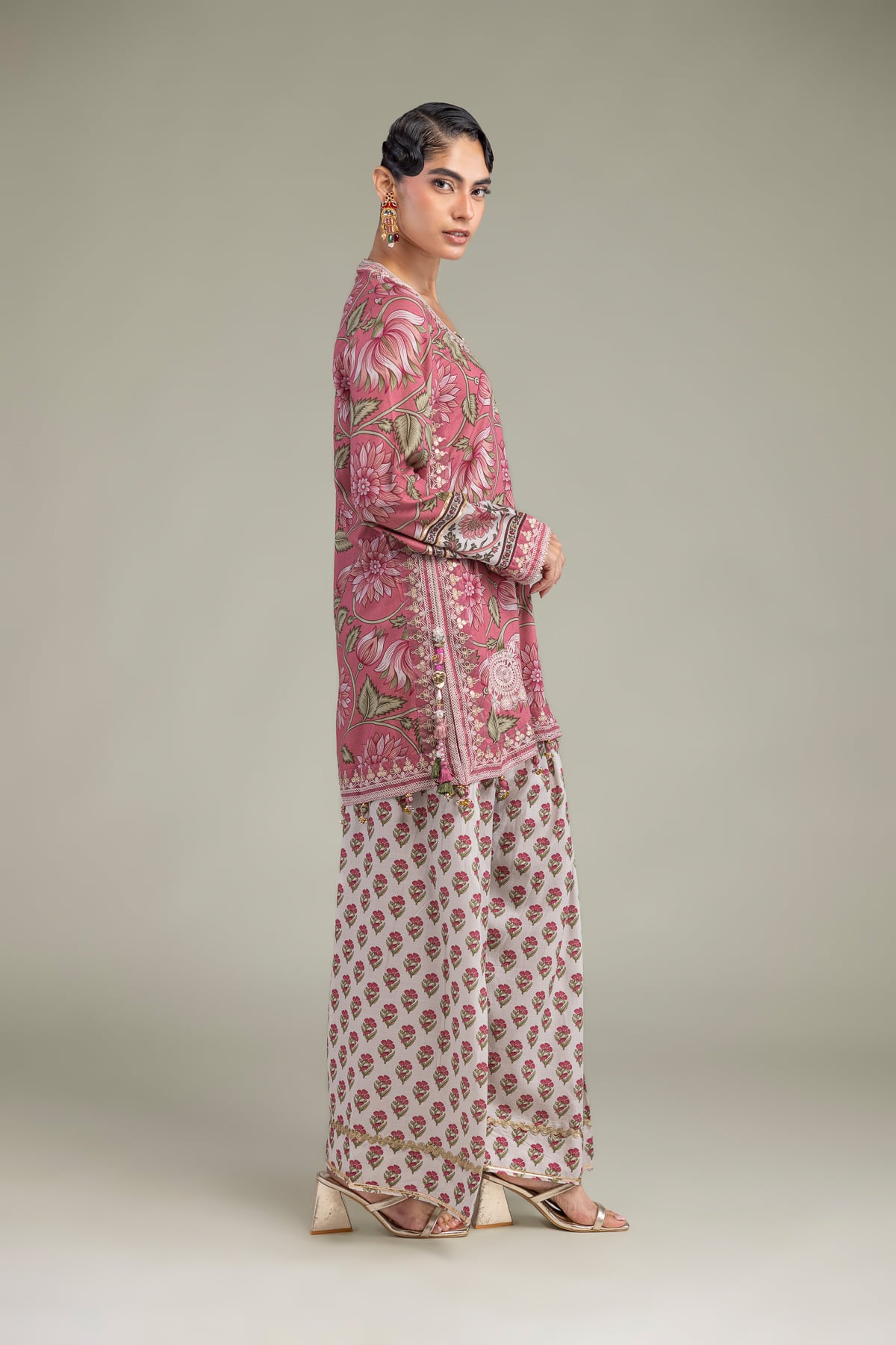 Embroidered Raw Silk Silk Round-Neck Kurta - 1-26-102-A-F-VG
