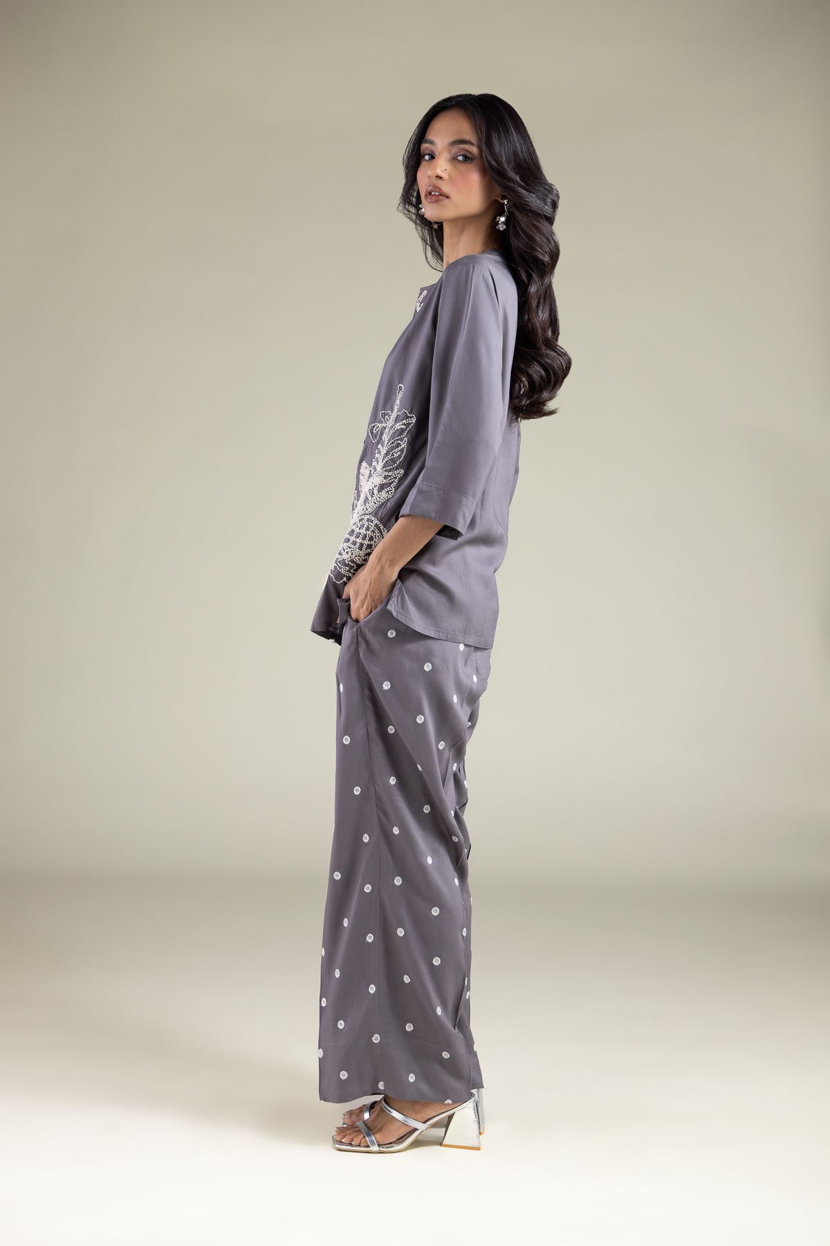 Embroidered Viscose Tunic - 6-26-105-A-F-VG