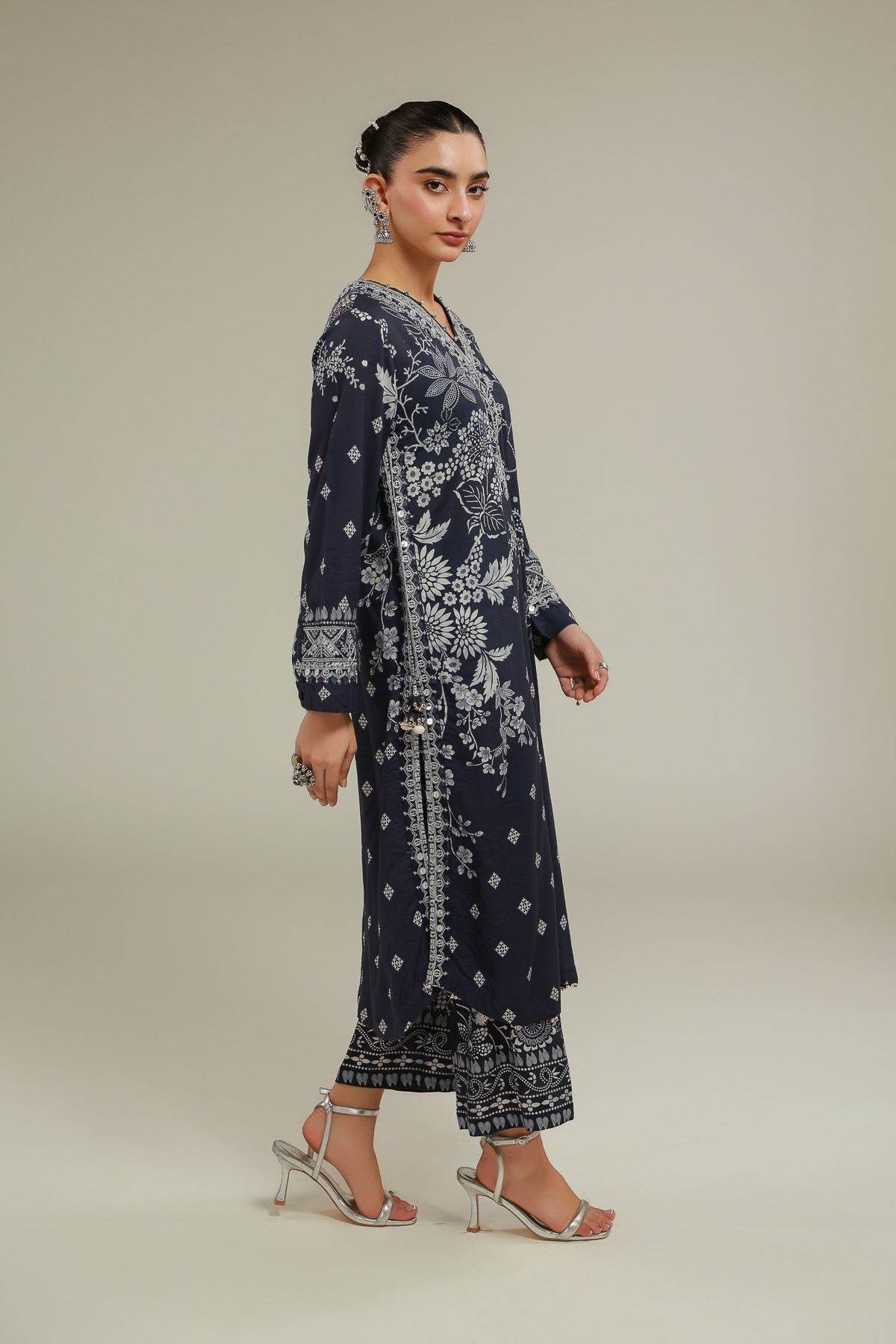 Embroidered Raw Silk Geometric Pants - 2-26-103-A-C-VG