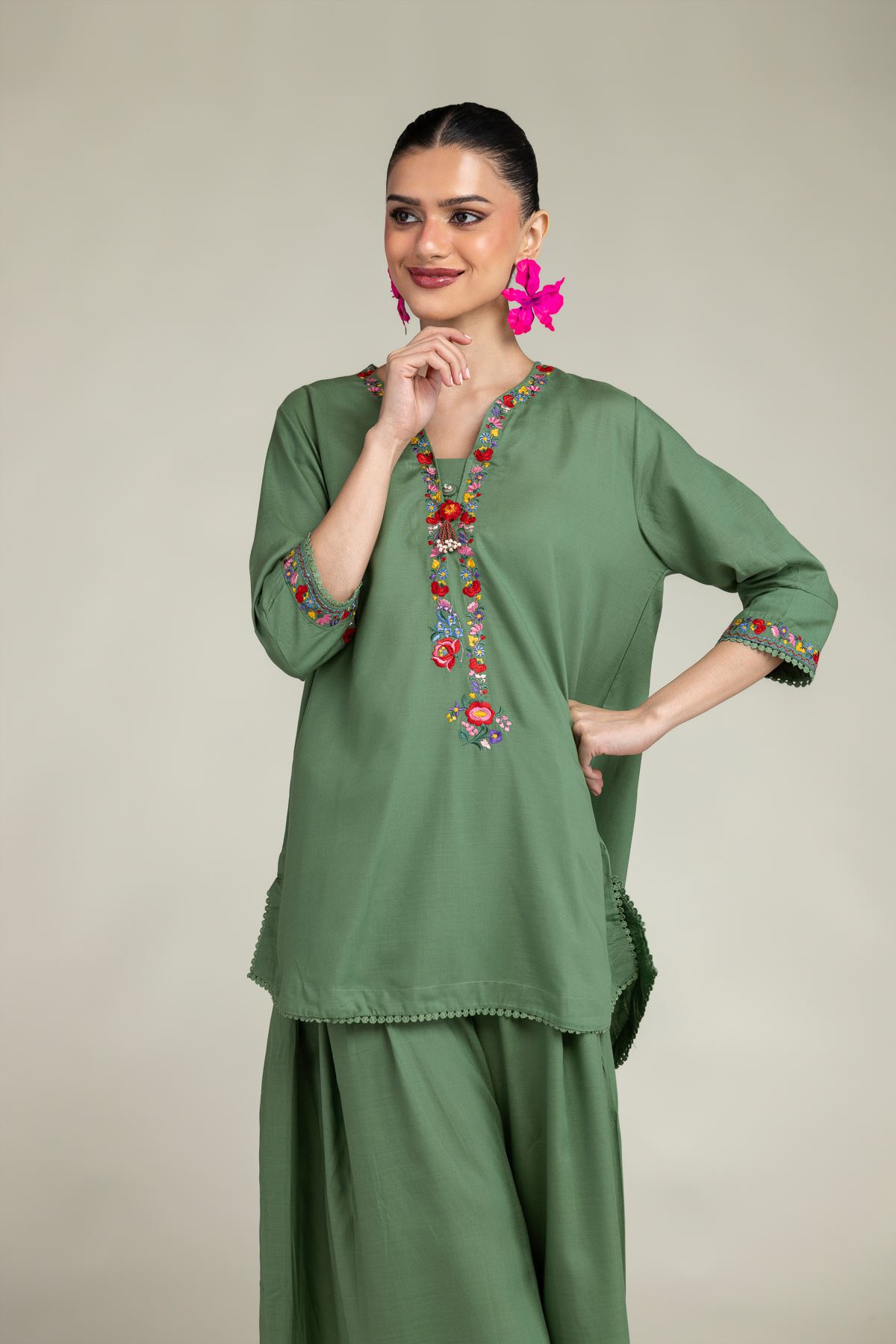 Embroidered Raw Silk Green Floral Kurta - T-A11-26-118FI2-VG