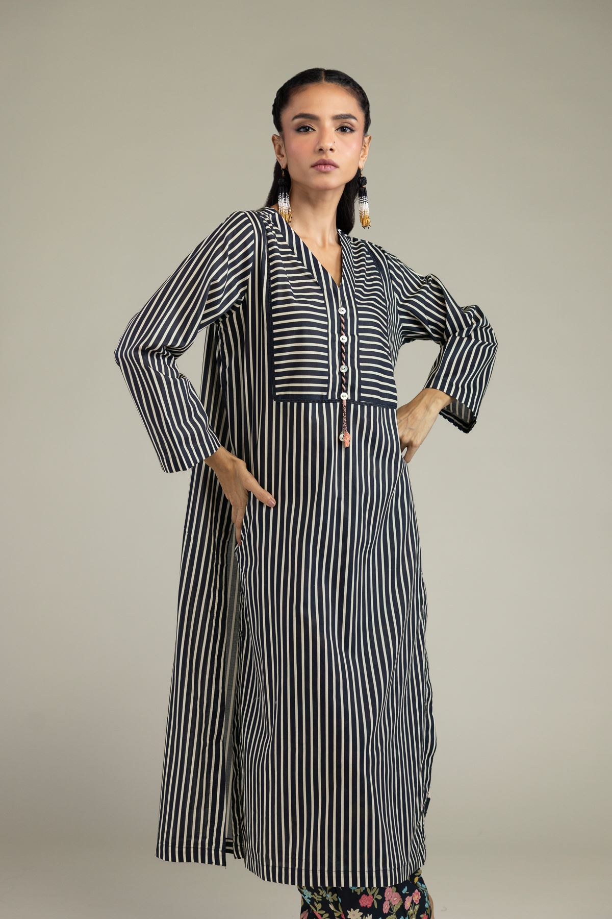 Printed Cambric V-Neck Longline Kurta - 1-26-205-A-F1-VG
