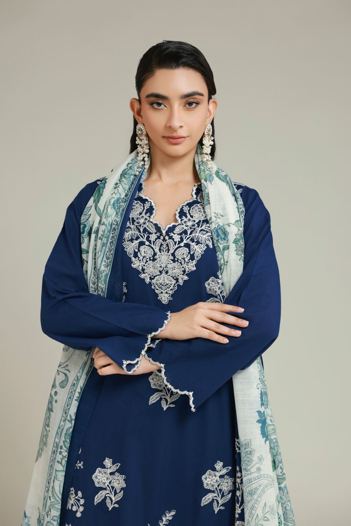 Embroidered Cambric Tailored 3 Piece - T-A33-26-109FF2-VG
