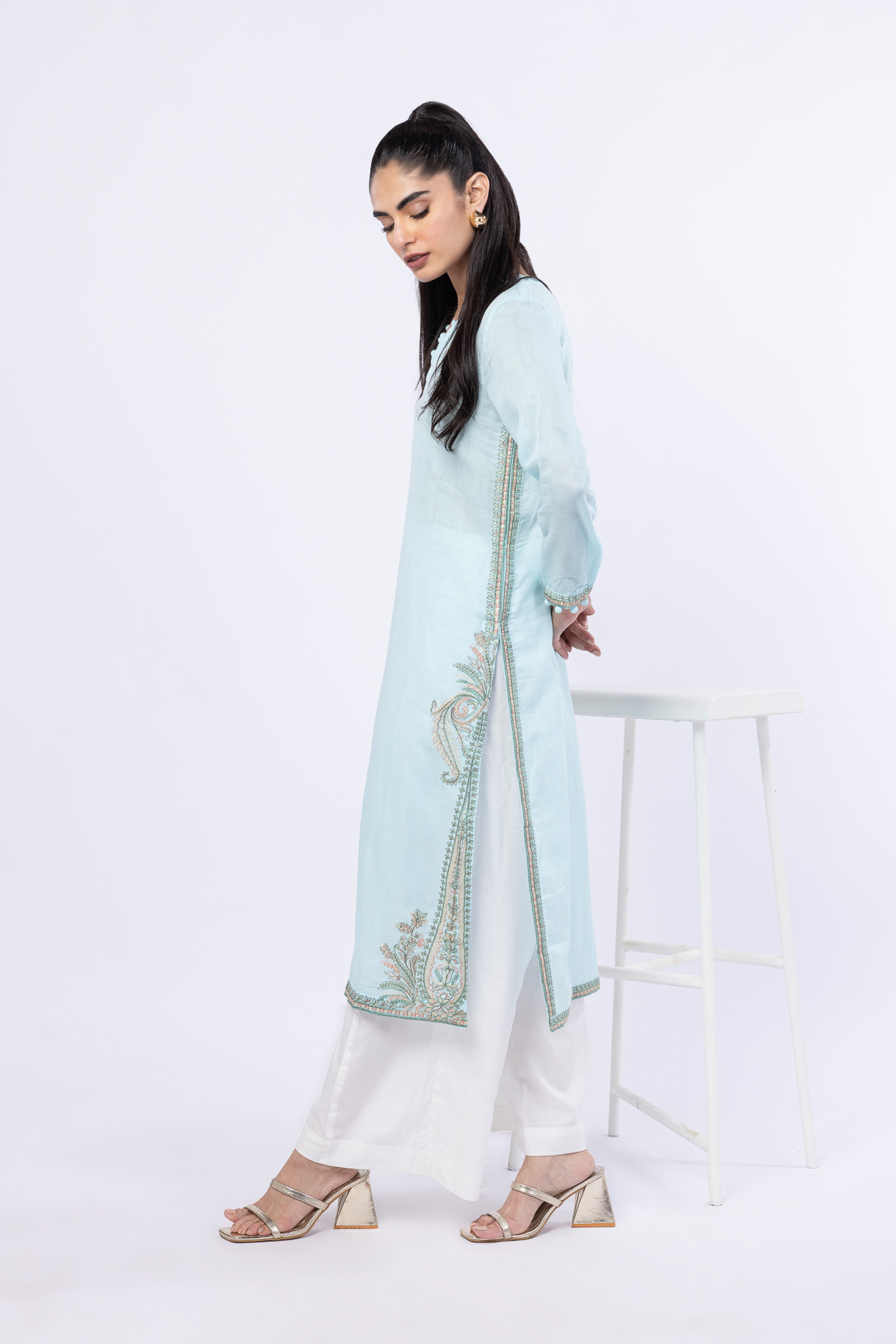 Embroidered Kurta - 25-W02iB-02TA-VG